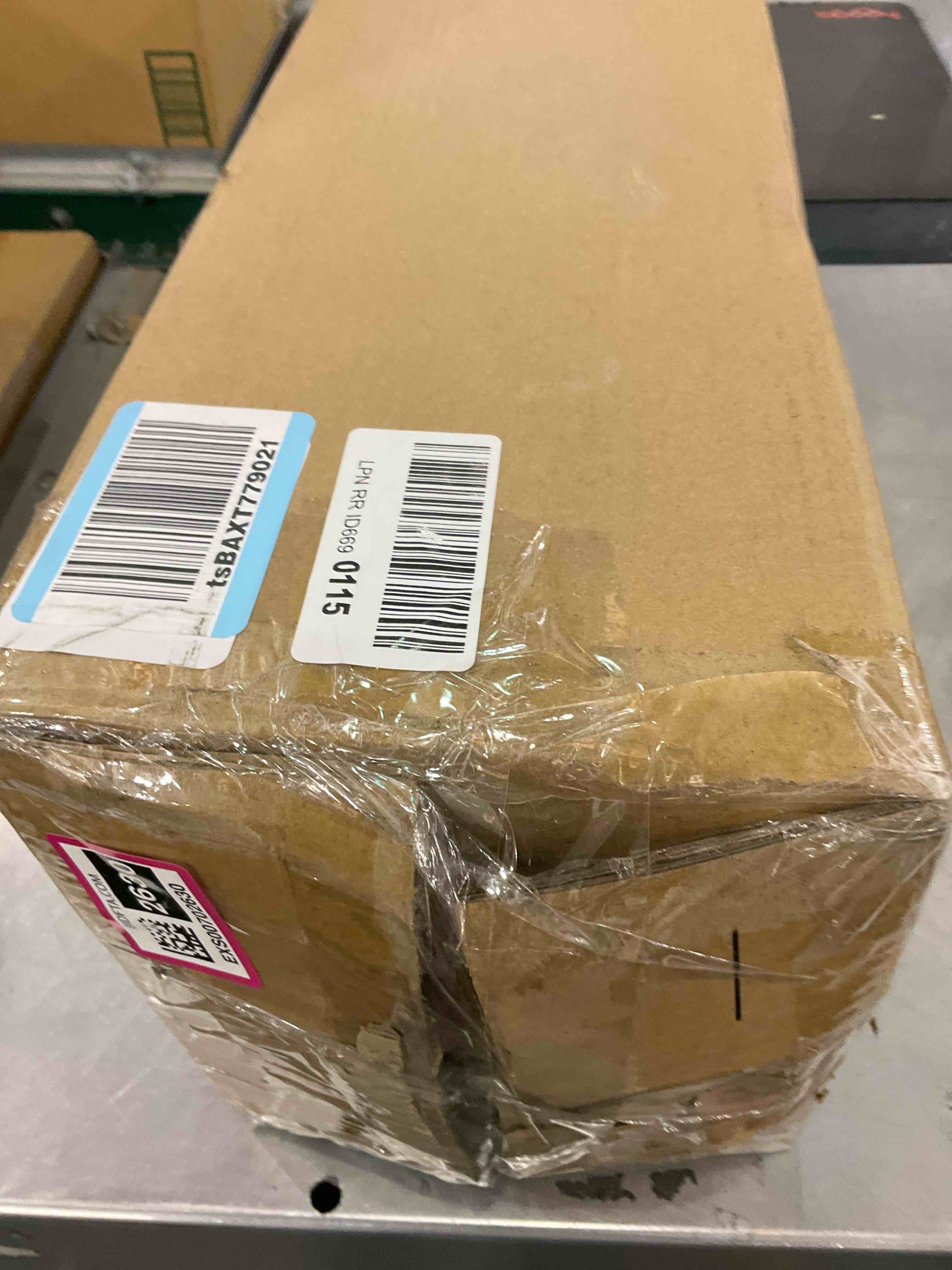https://s3.amazonaws.com/lotting-images-prod/BargainHunt/EXS00702630_1708695386545.jpeg