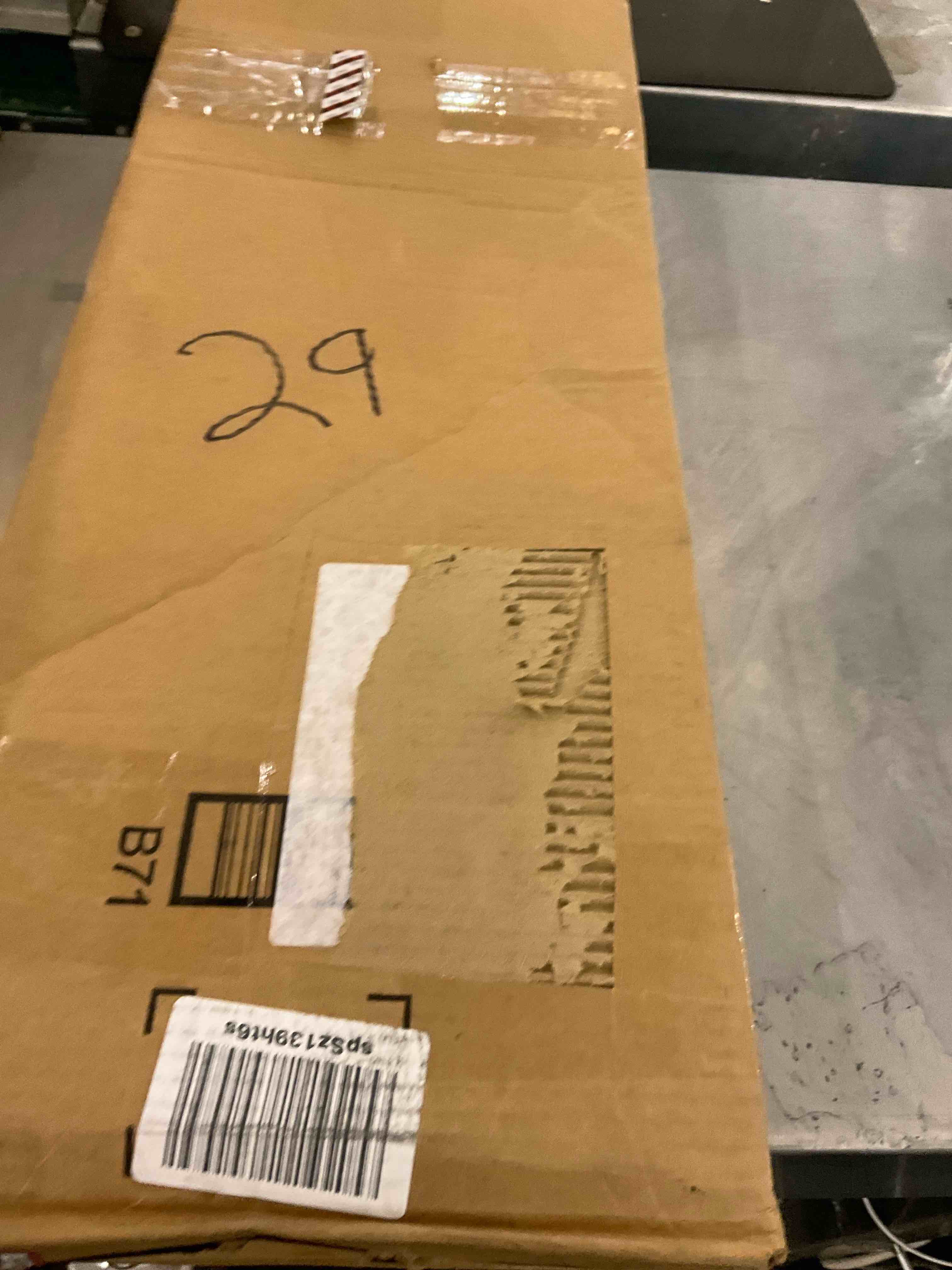 https://s3.amazonaws.com/lotting-images-prod/BargainHunt/EXS00702657_1708699541771.jpeg