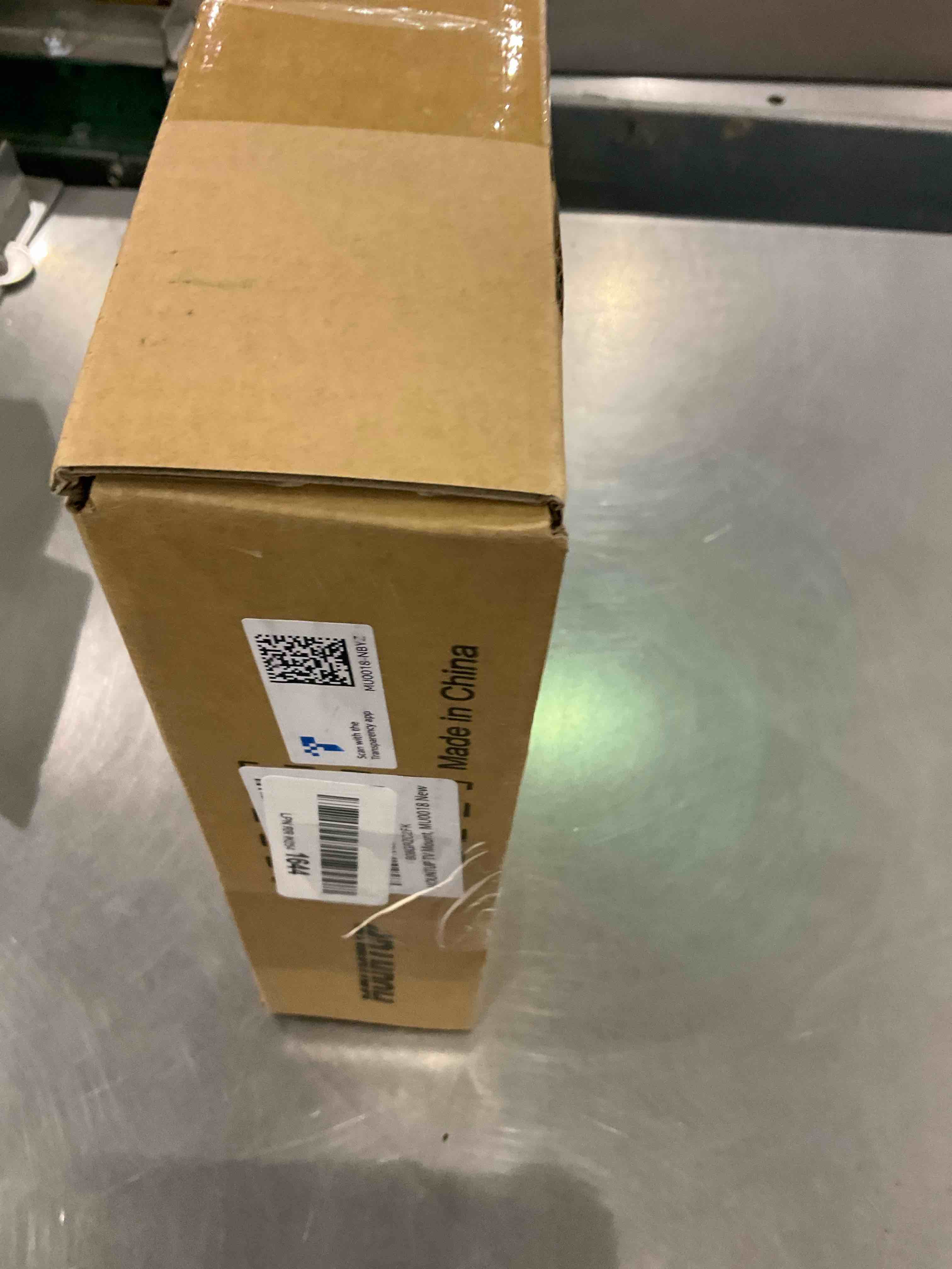 https://s3.amazonaws.com/lotting-images-prod/BargainHunt/EXS00702999_1709124936687.jpeg