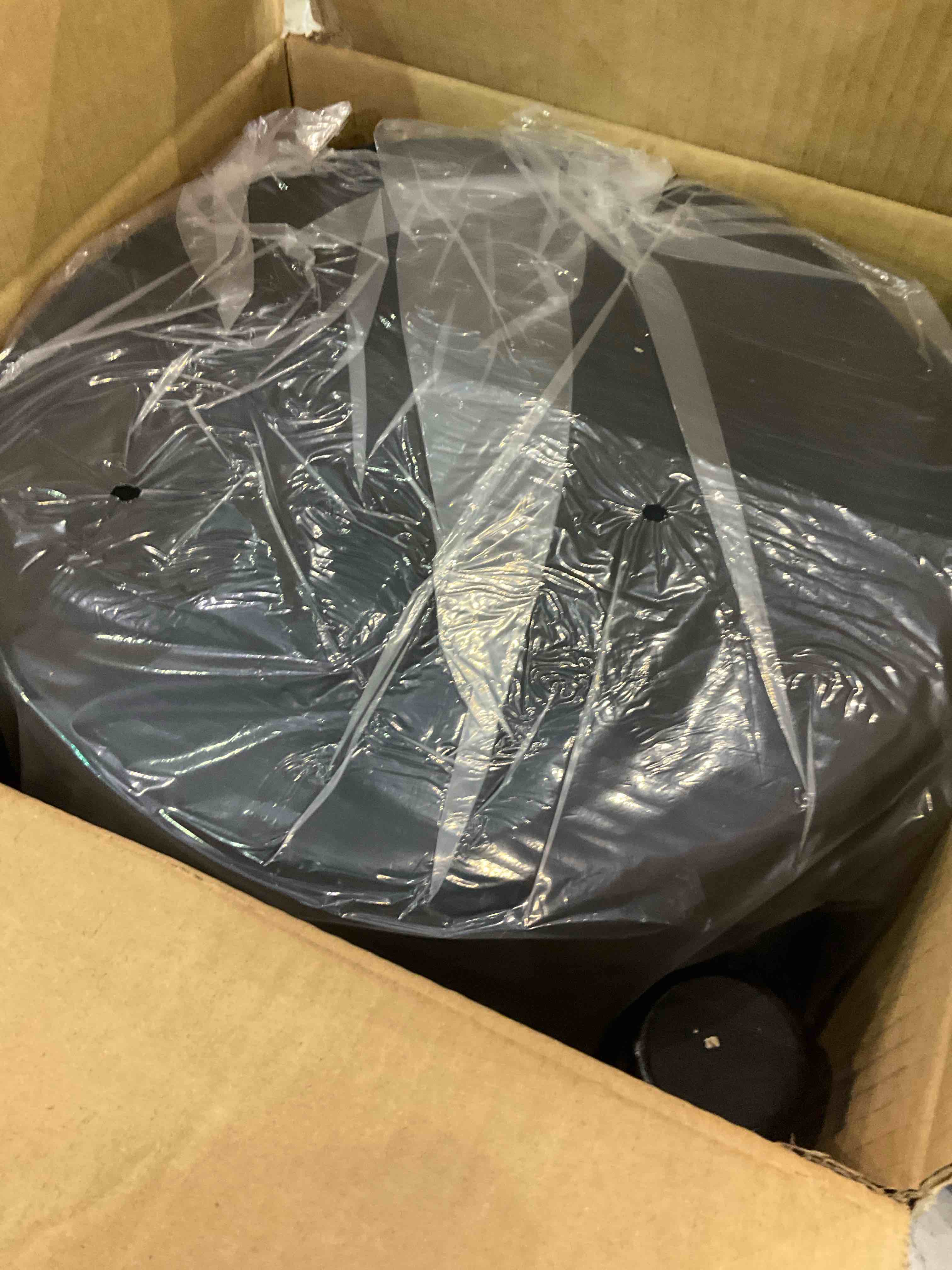https://s3.amazonaws.com/lotting-images-prod/BargainHunt/EXS00703782_1708518985432.jpeg