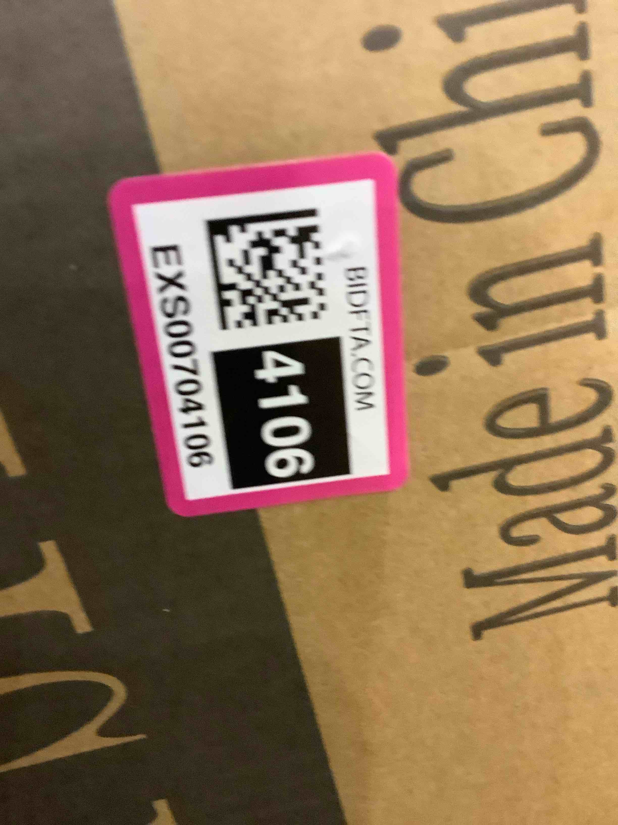 https://s3.amazonaws.com/lotting-images-prod/BargainHunt/EXS00704106_1706798450196.jpeg