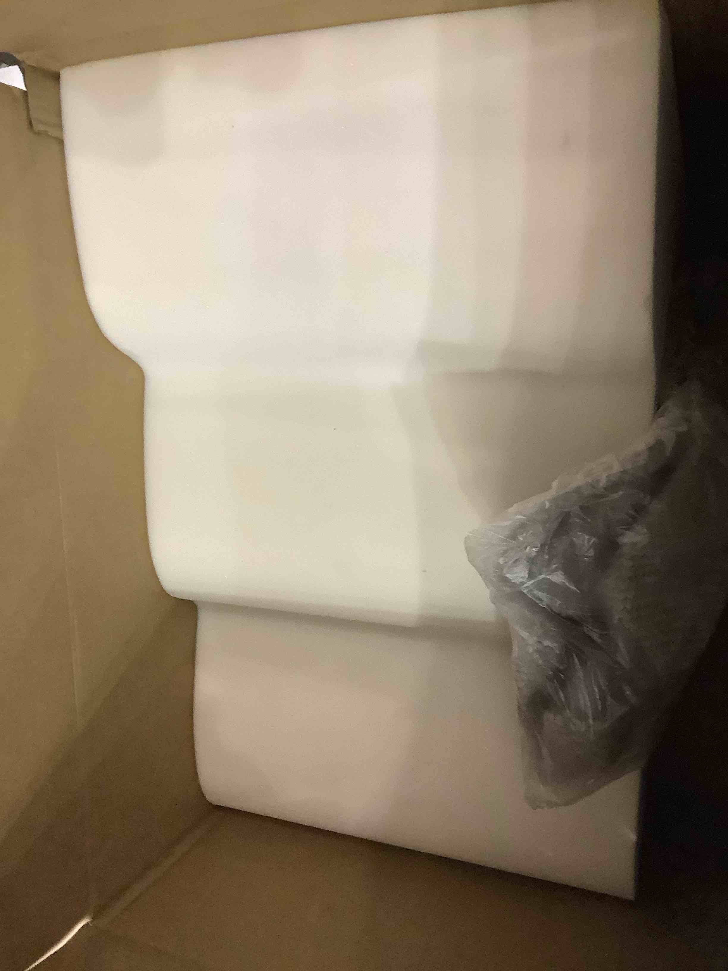 https://s3.amazonaws.com/lotting-images-prod/BargainHunt/EXS00704438_1707147869850.jpeg