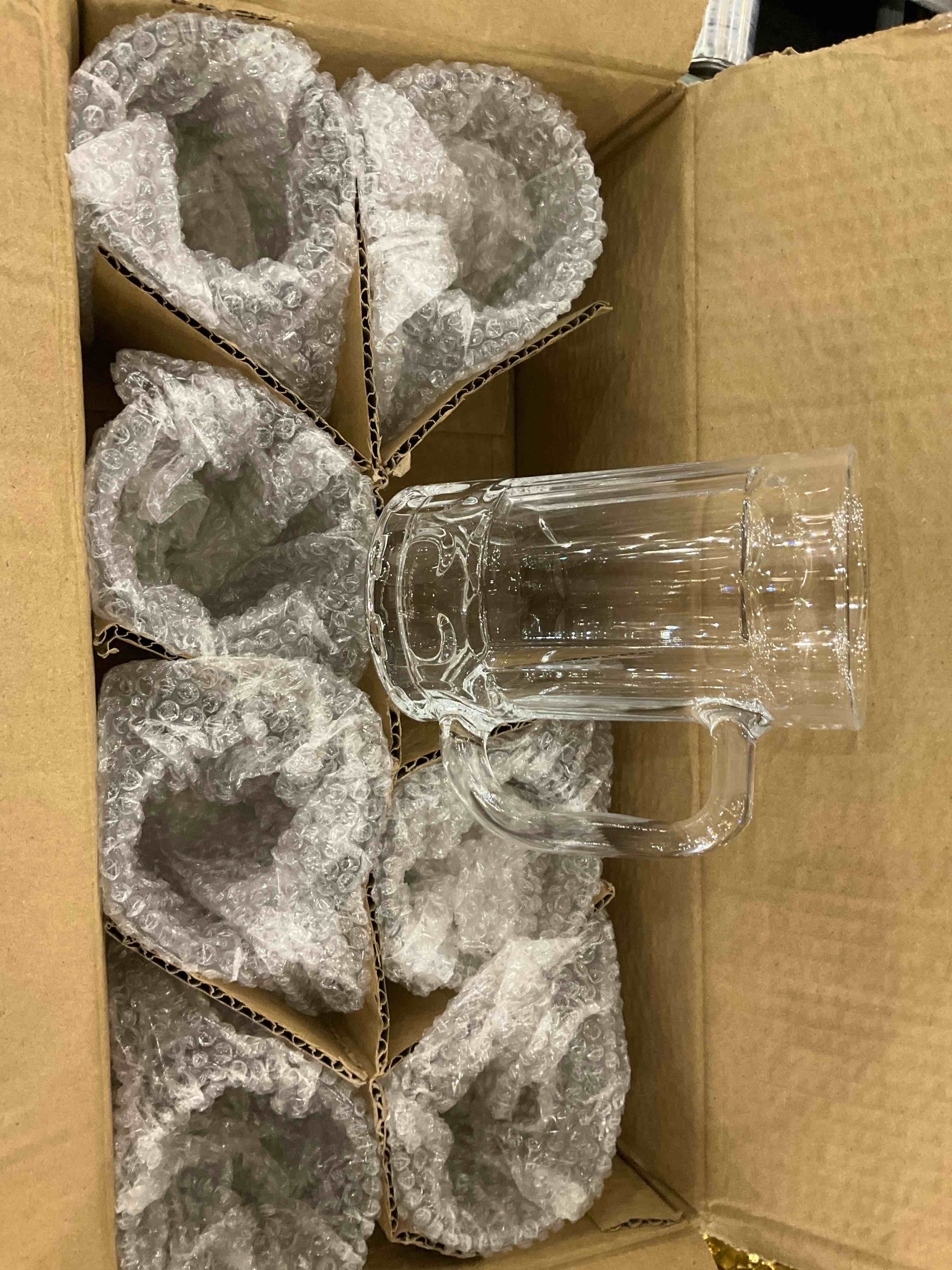 https://s3.amazonaws.com/lotting-images-prod/BargainHunt/EXS00705081_1706637381181.jpeg