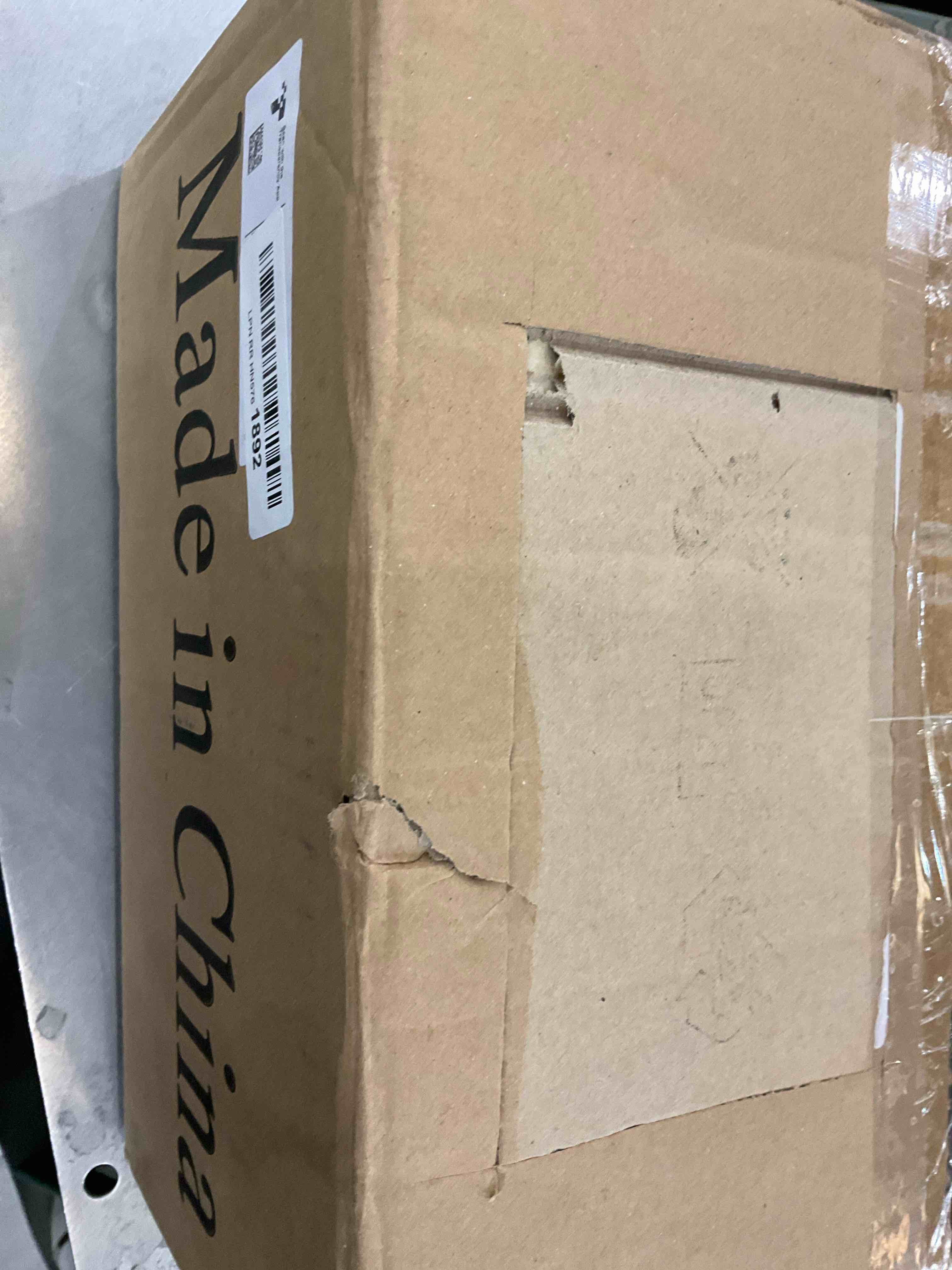 https://s3.amazonaws.com/lotting-images-prod/BargainHunt/EXS00705099_1706640206295.jpeg
