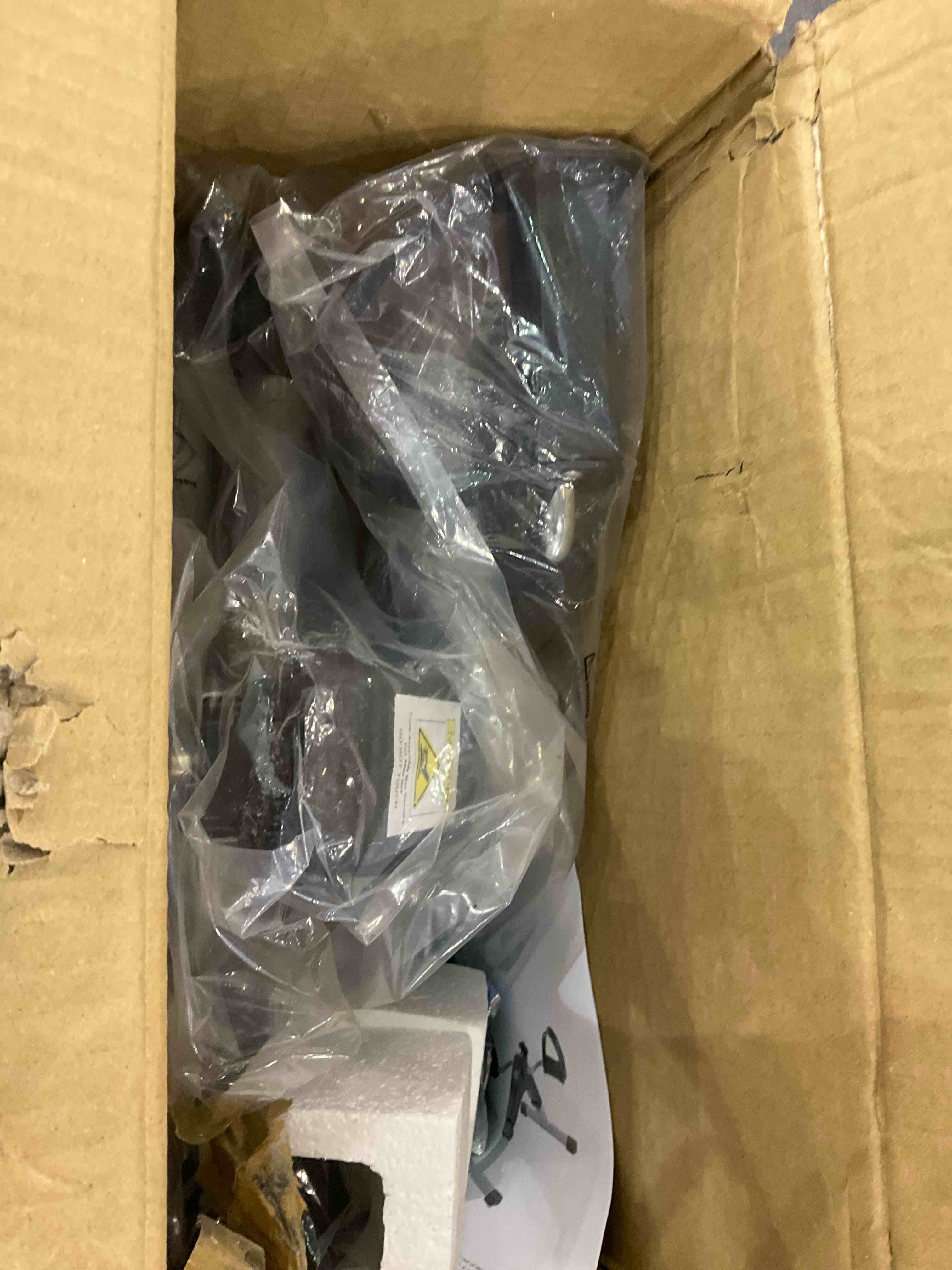 https://s3.amazonaws.com/lotting-images-prod/BargainHunt/EXS00705159_1706707695282.jpeg