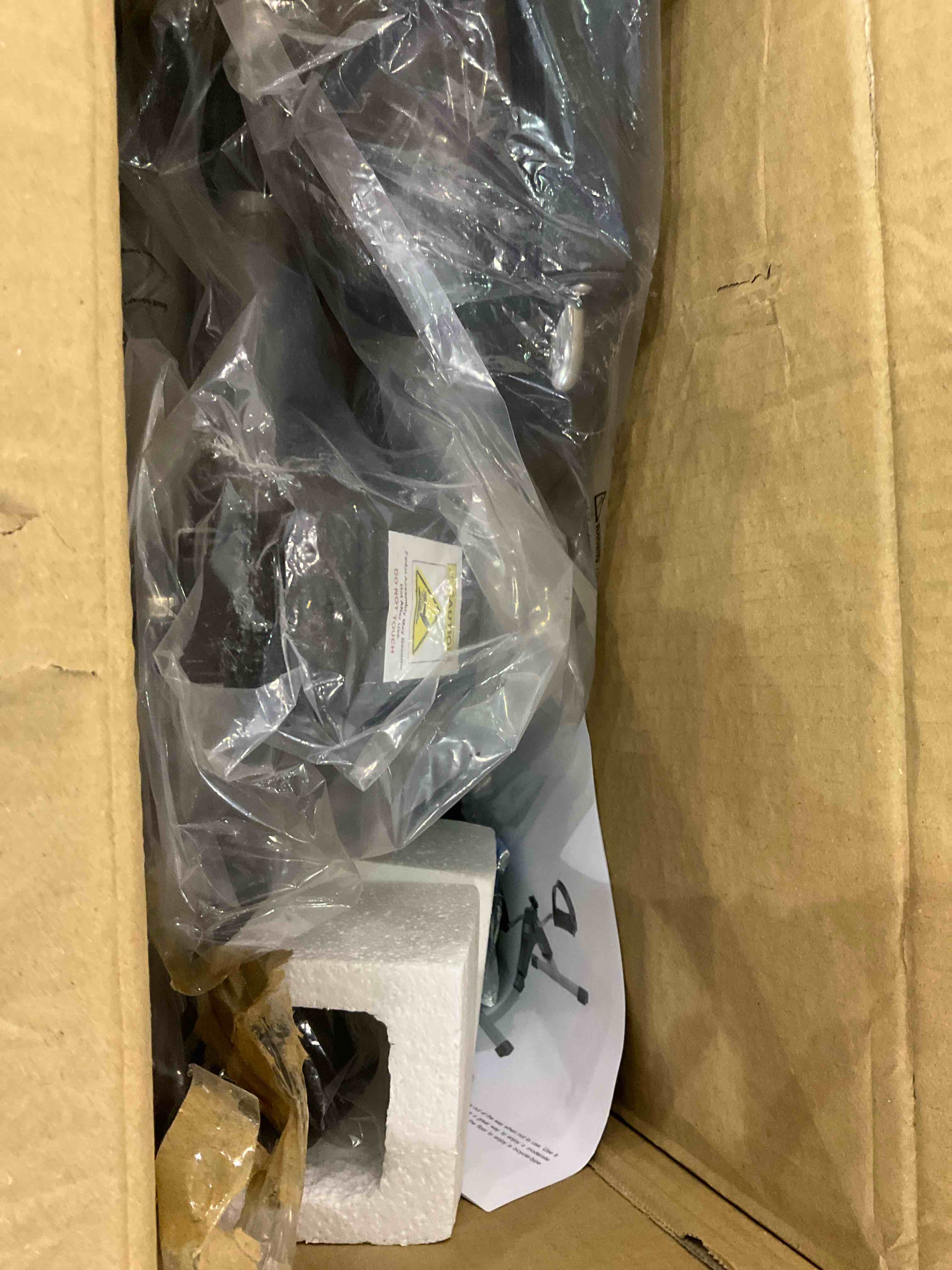 https://s3.amazonaws.com/lotting-images-prod/BargainHunt/EXS00705159_1706707696250.jpeg