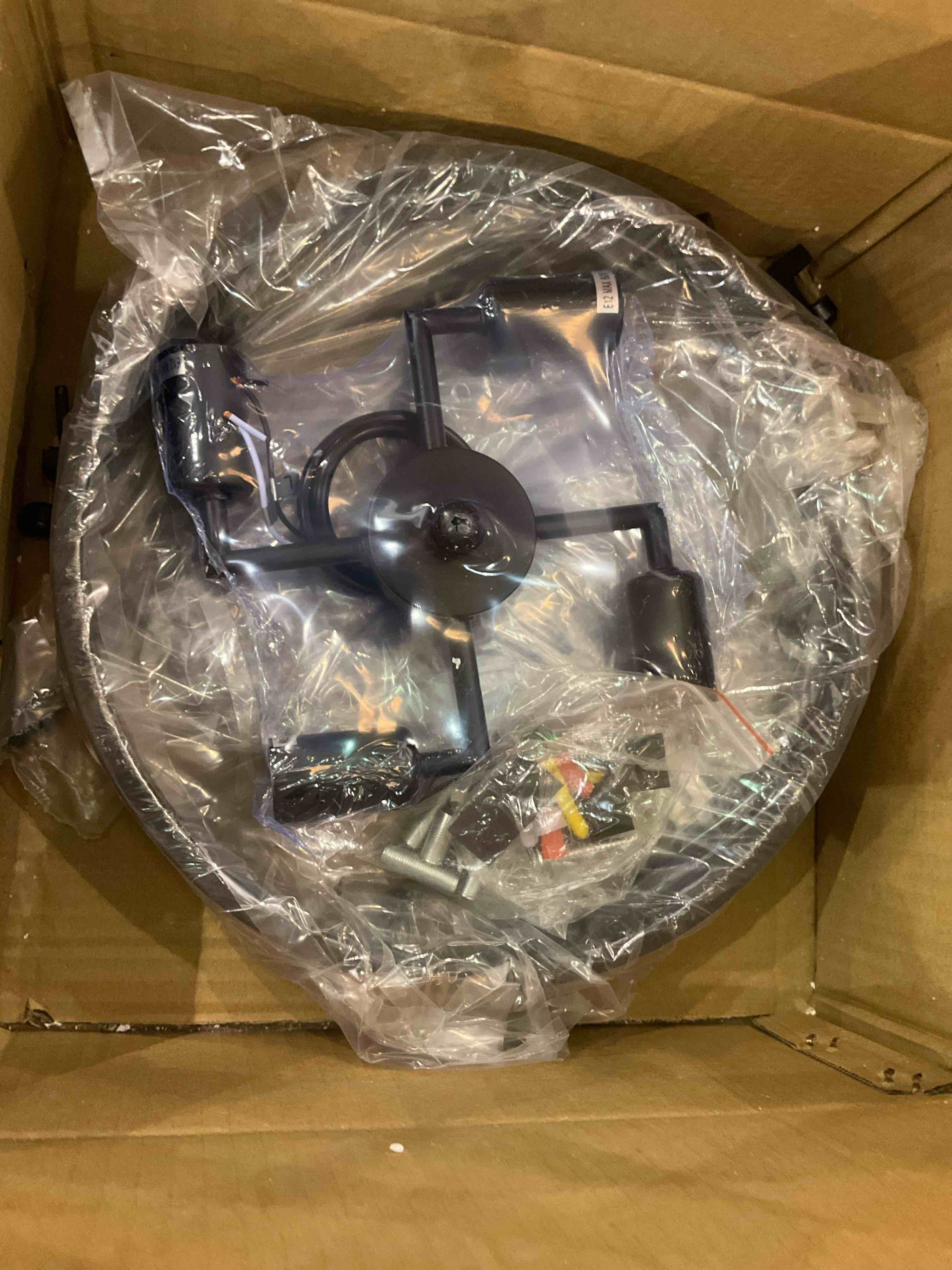 https://s3.amazonaws.com/lotting-images-prod/BargainHunt/EXS00705242_1706724323685.jpeg