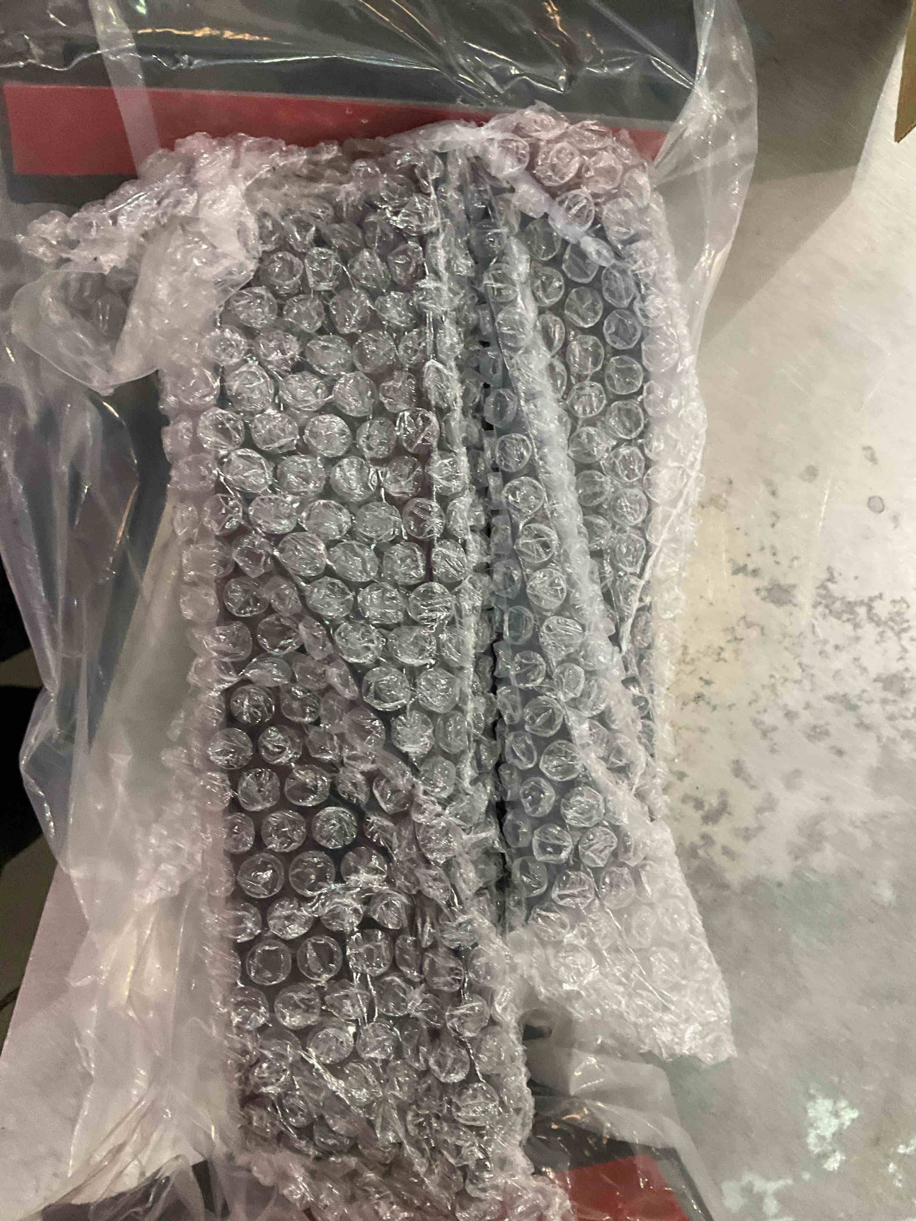 https://s3.amazonaws.com/lotting-images-prod/BargainHunt/EXS00705257_1706726460676.jpeg