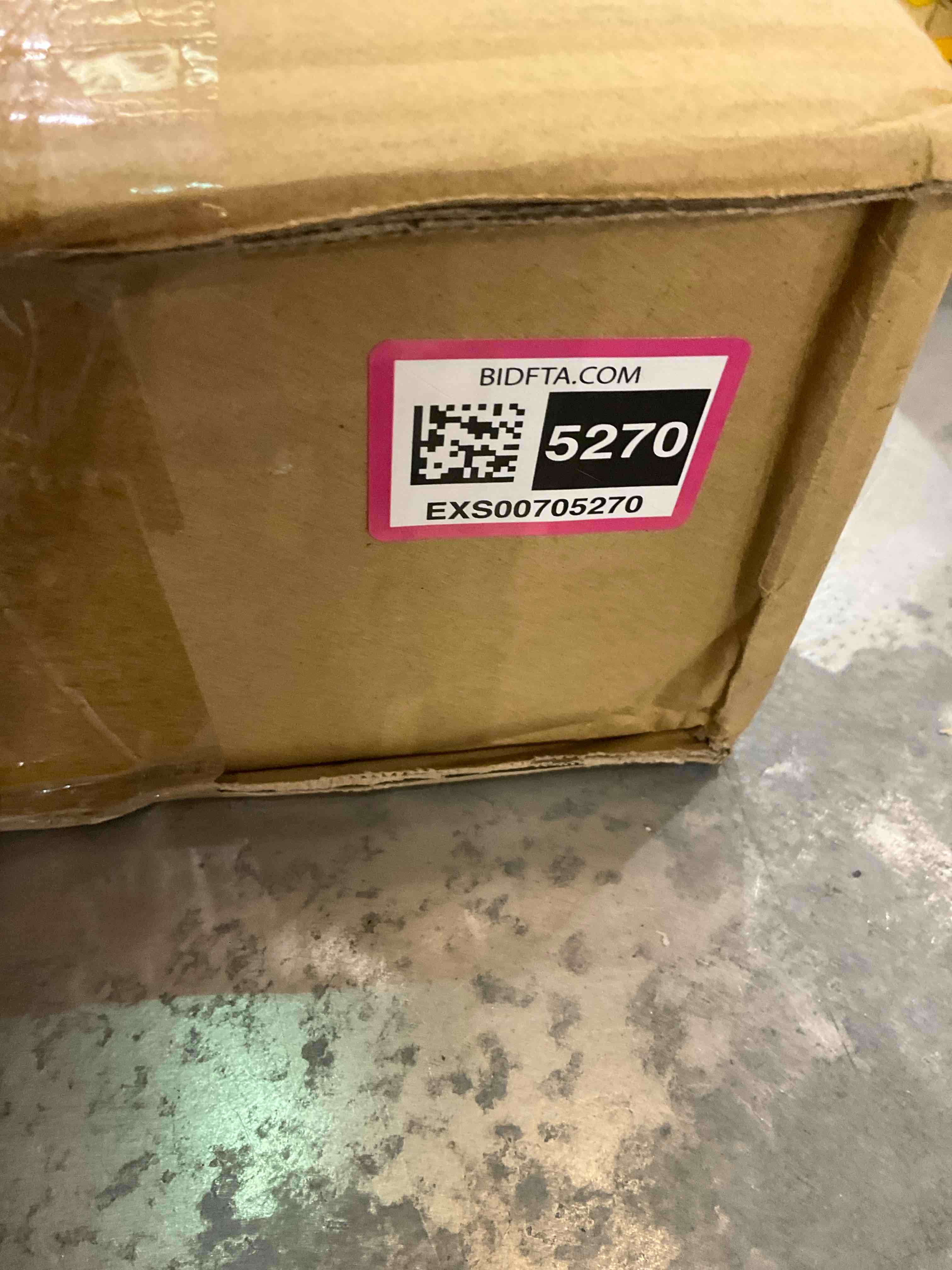 https://s3.amazonaws.com/lotting-images-prod/BargainHunt/EXS00705270_1706729480458.jpeg