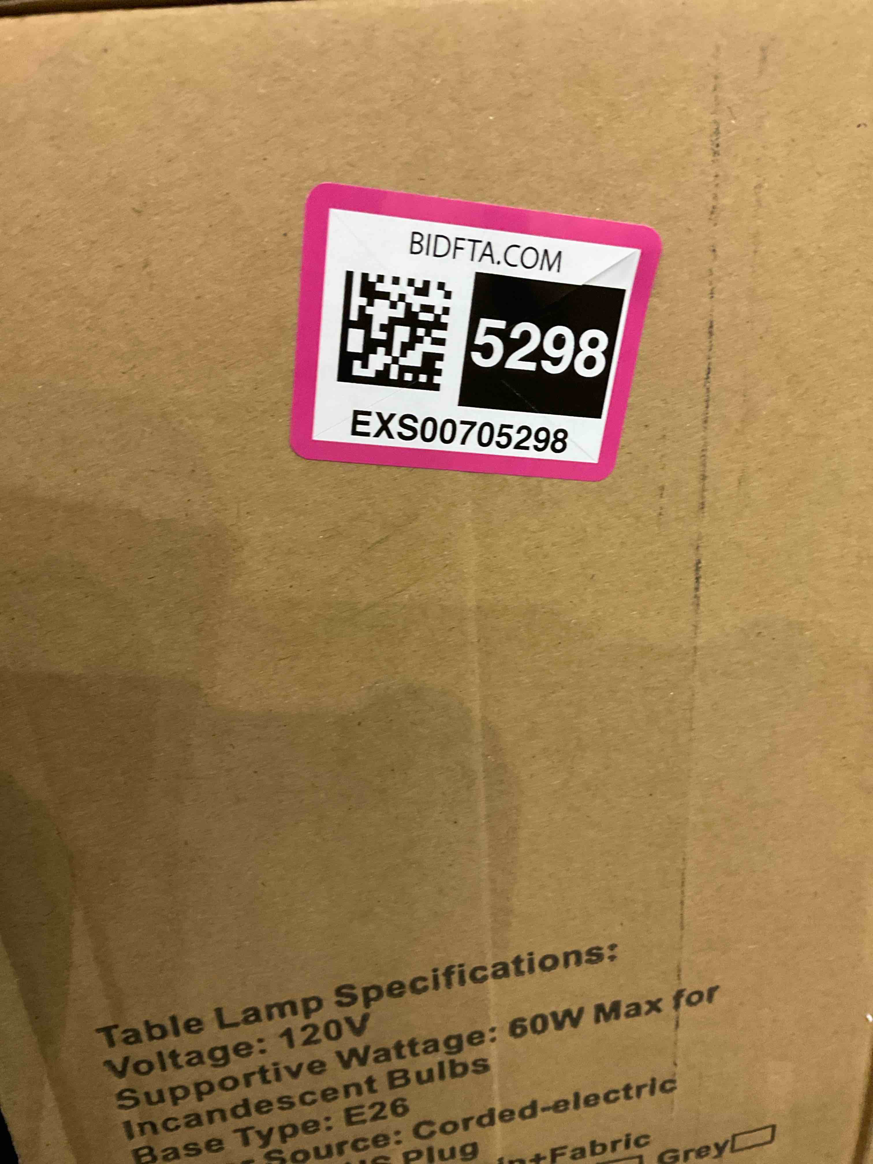 https://s3.amazonaws.com/lotting-images-prod/BargainHunt/EXS00705298_1706790060761.jpeg