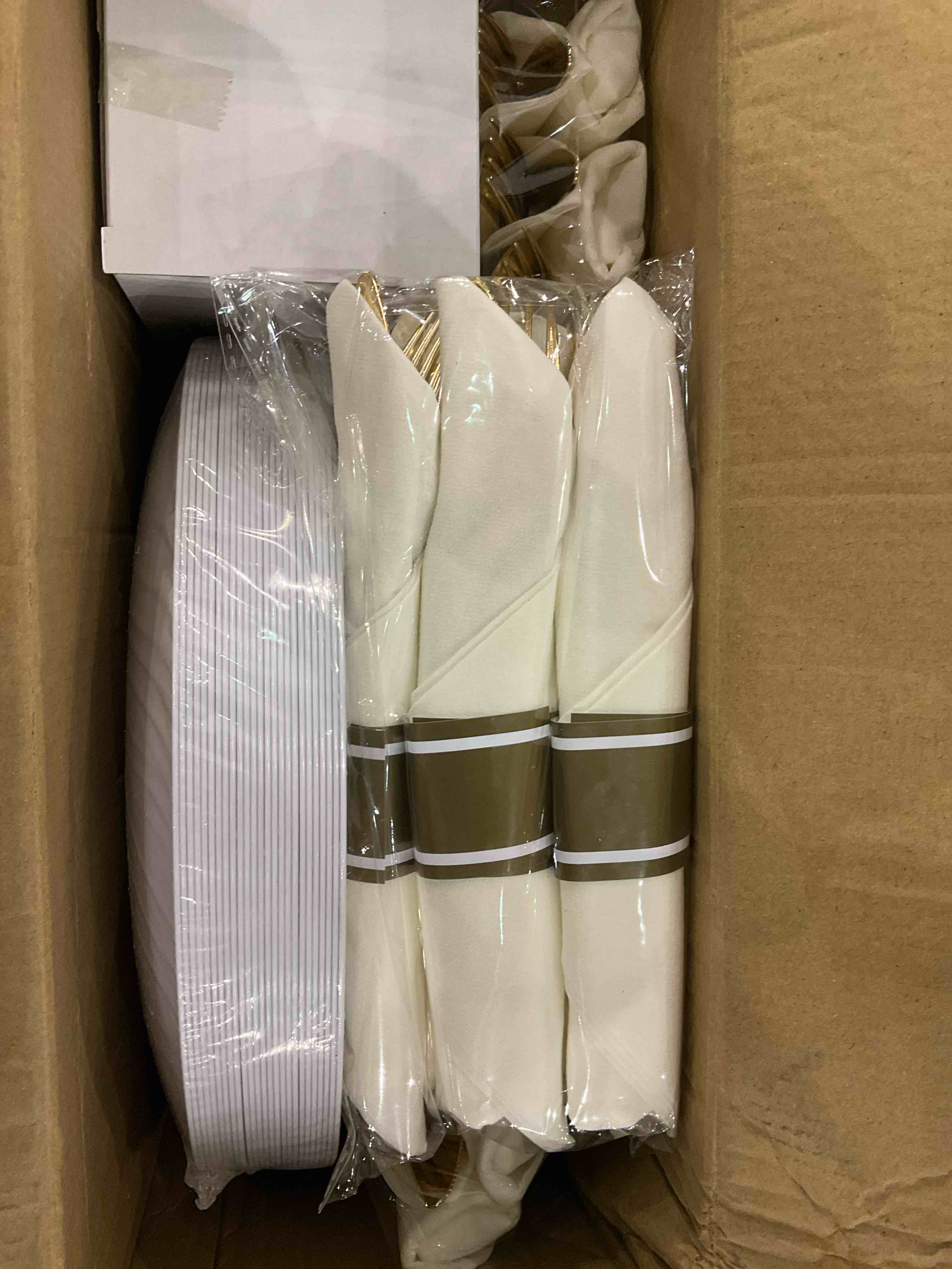 https://s3.amazonaws.com/lotting-images-prod/BargainHunt/EXS00705307_1706790897925.jpeg