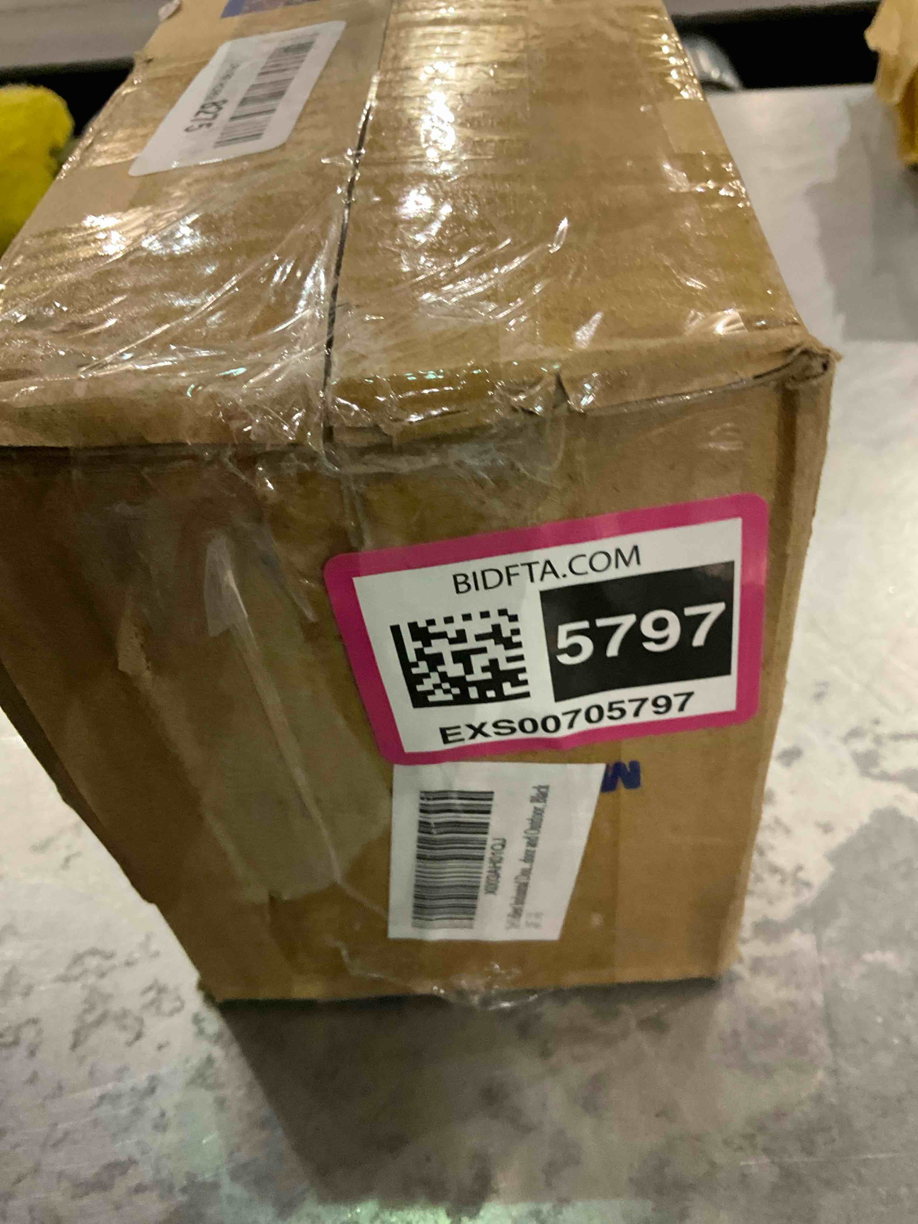 https://s3.amazonaws.com/lotting-images-prod/BargainHunt/EXS00705797_1707309896839.jpeg