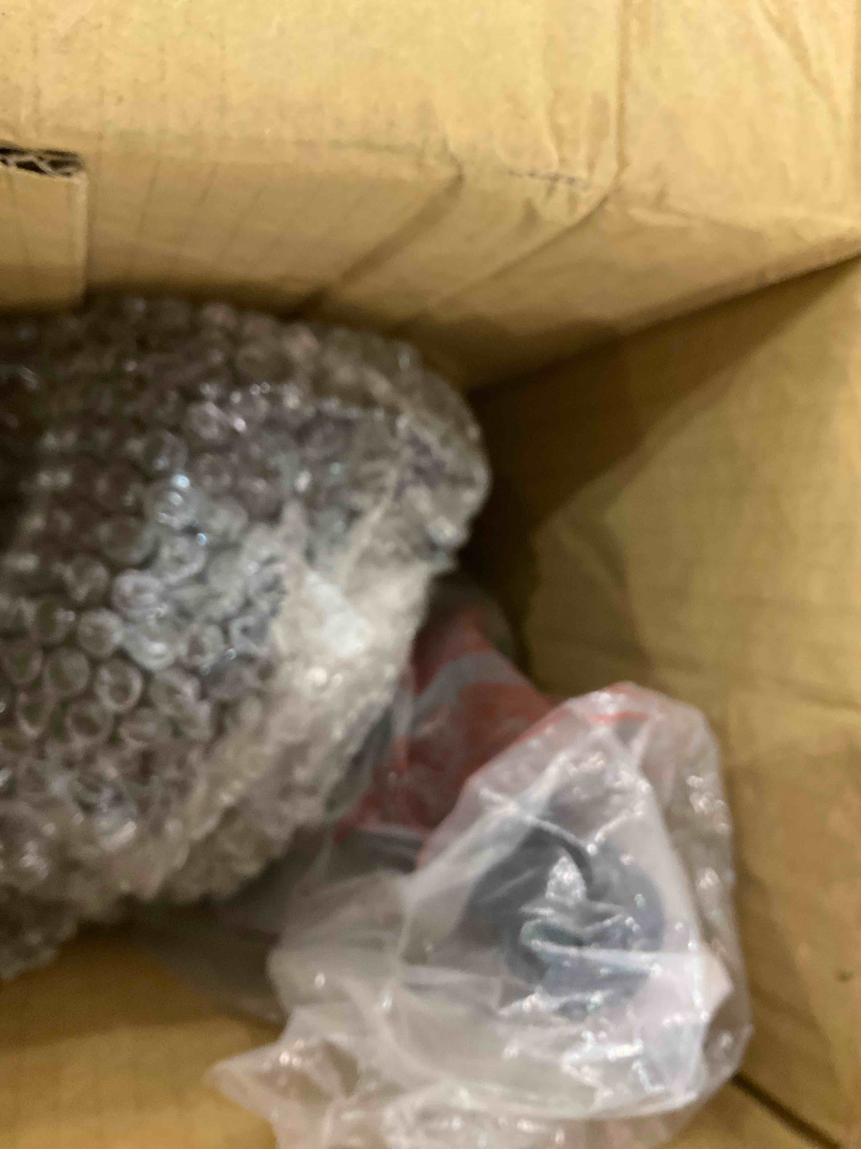 https://s3.amazonaws.com/lotting-images-prod/BargainHunt/EXS00705839_1707317435549.jpeg