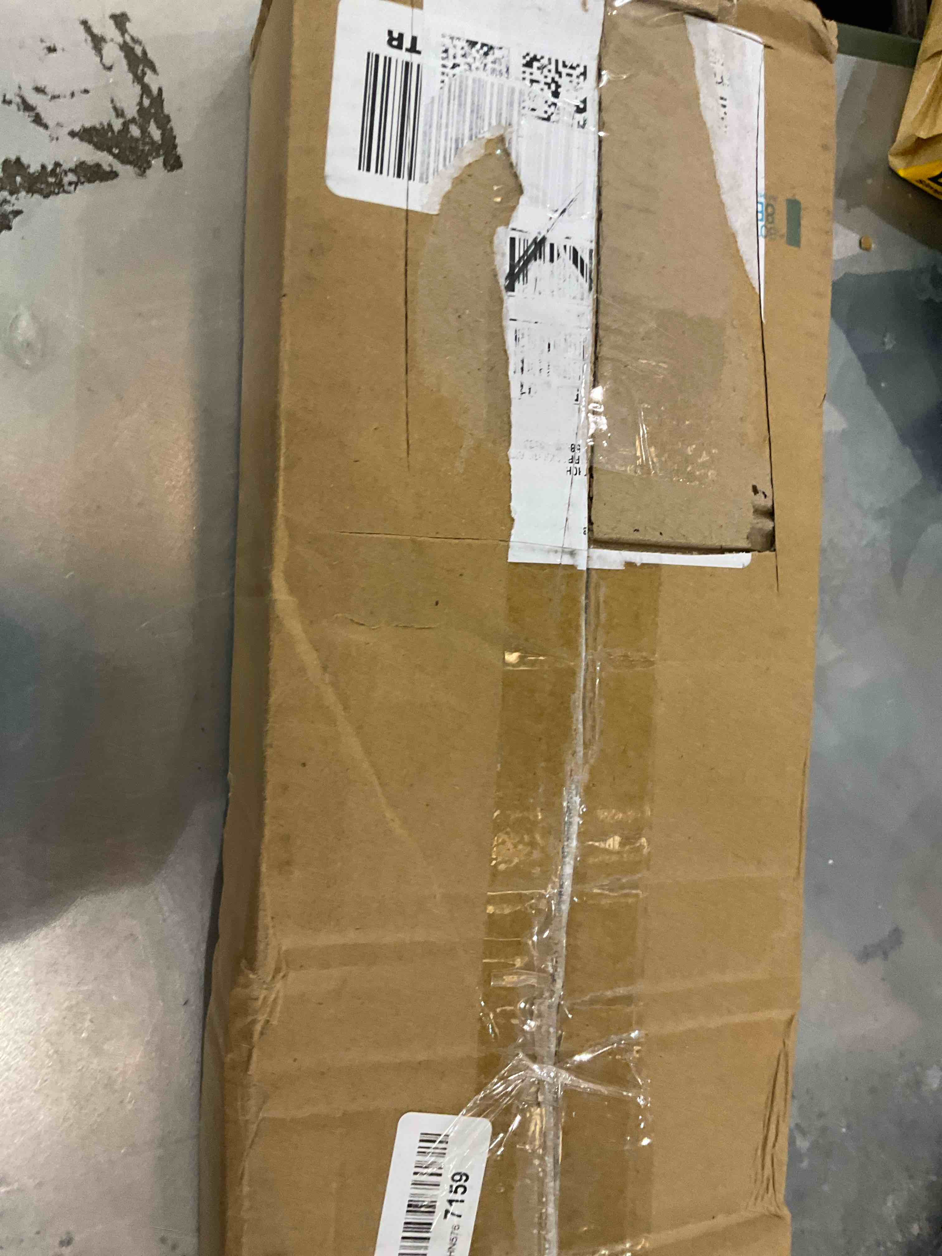 https://s3.amazonaws.com/lotting-images-prod/BargainHunt/EXS00705846_1707319058951.jpeg