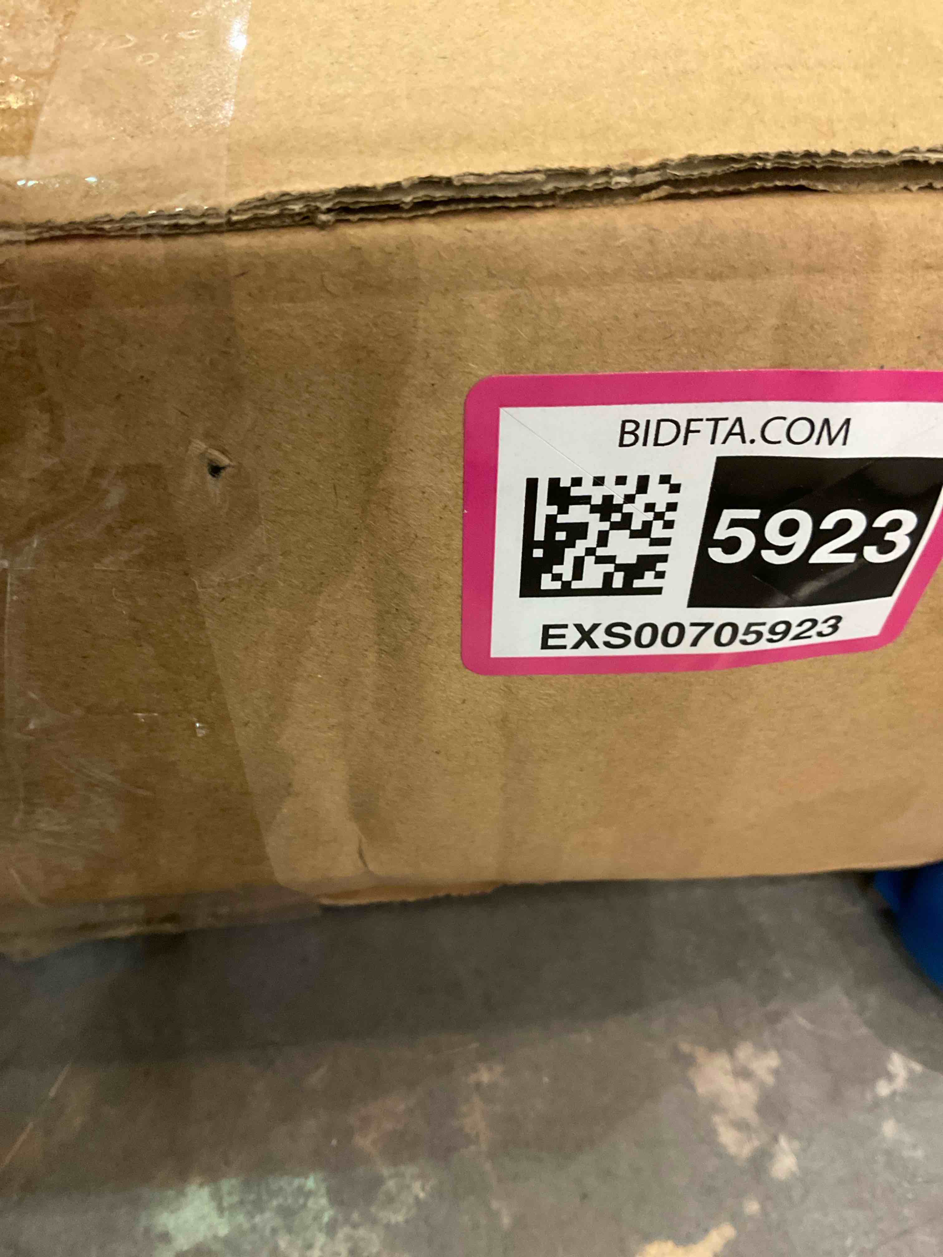https://s3.amazonaws.com/lotting-images-prod/BargainHunt/EXS00705923_1707333804069.jpeg