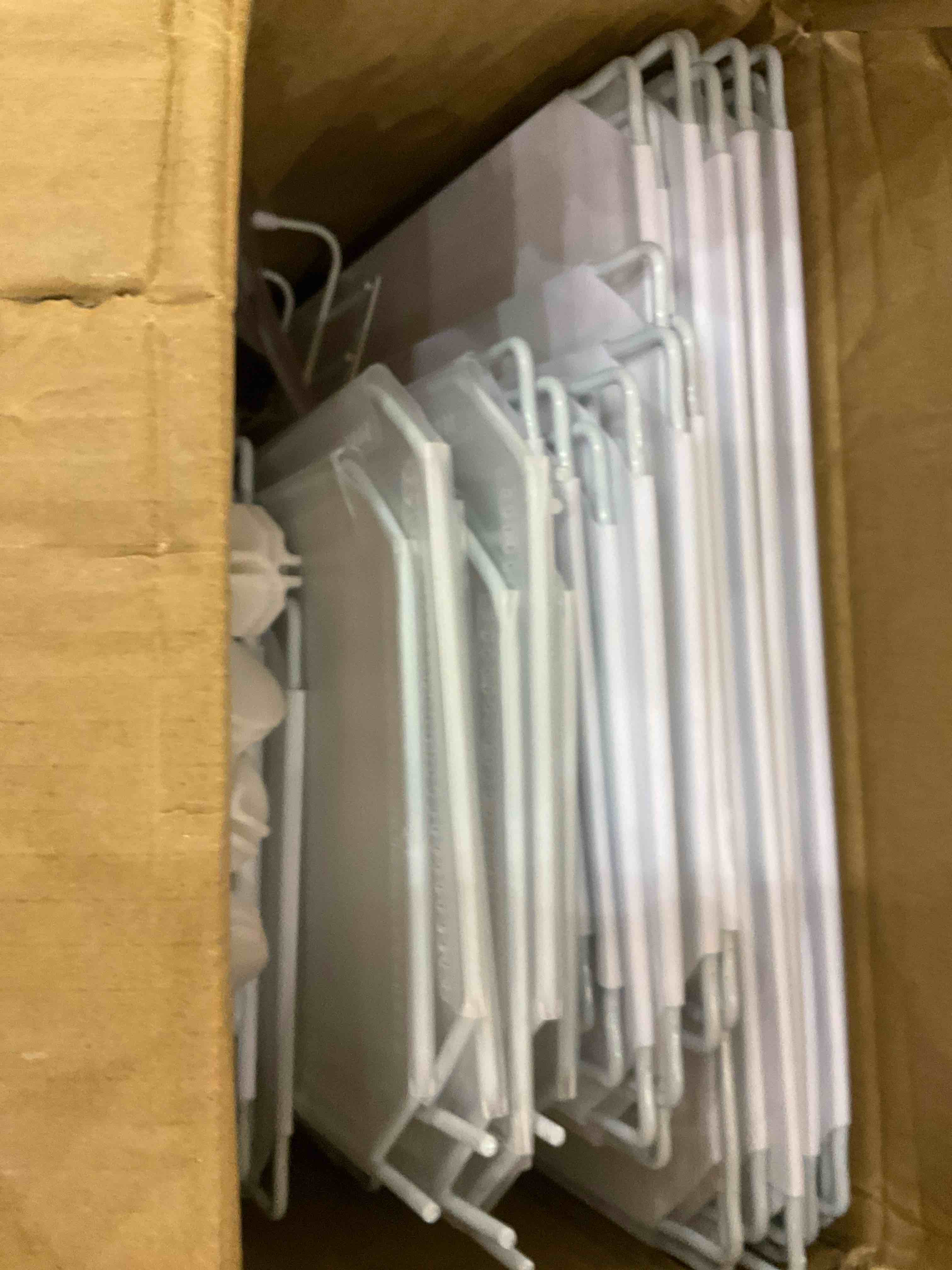 https://s3.amazonaws.com/lotting-images-prod/BargainHunt/EXS00705924_1707333871040.jpeg