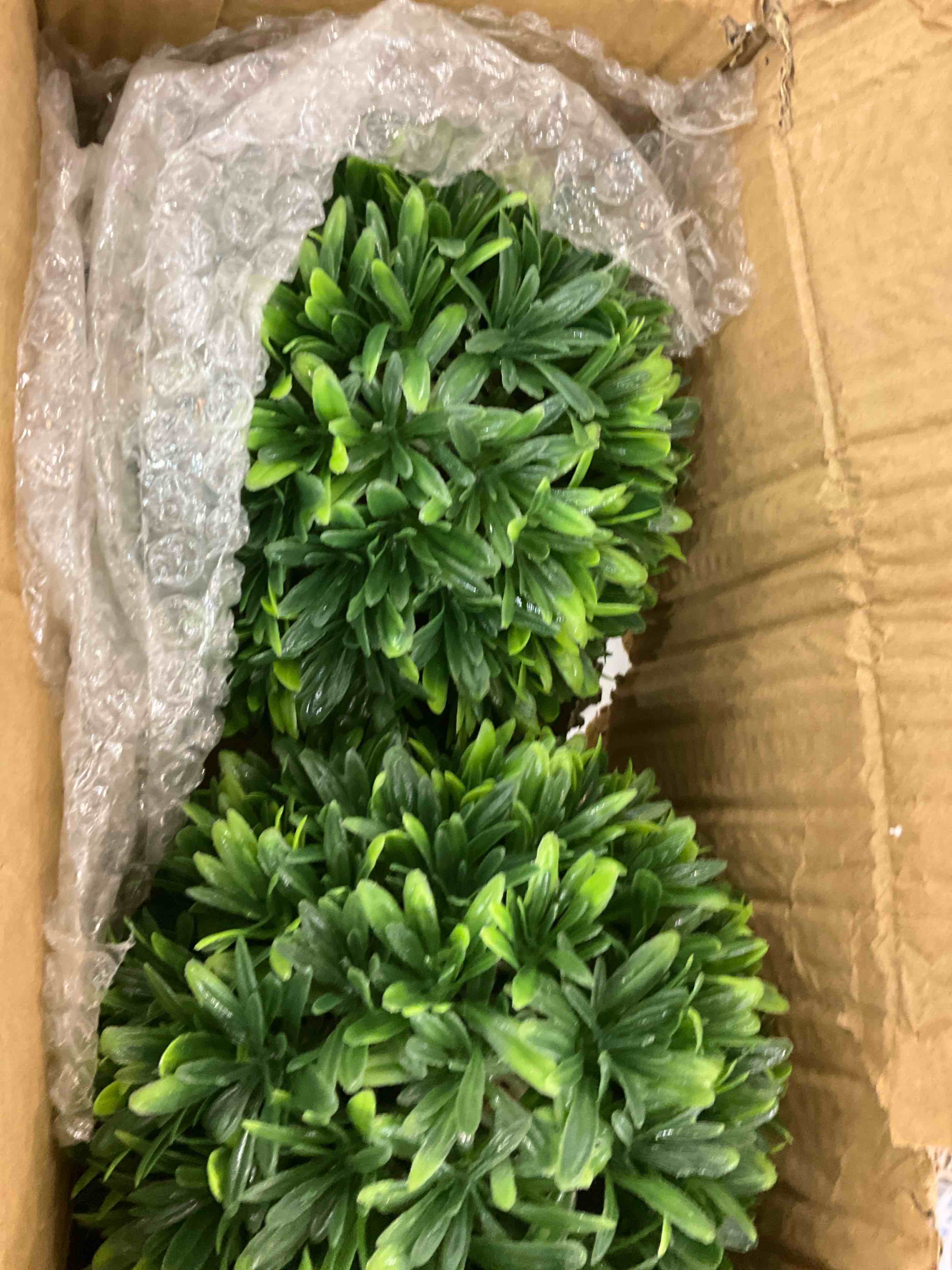 https://s3.amazonaws.com/lotting-images-prod/BargainHunt/EXS00705940_1707335808483.jpeg