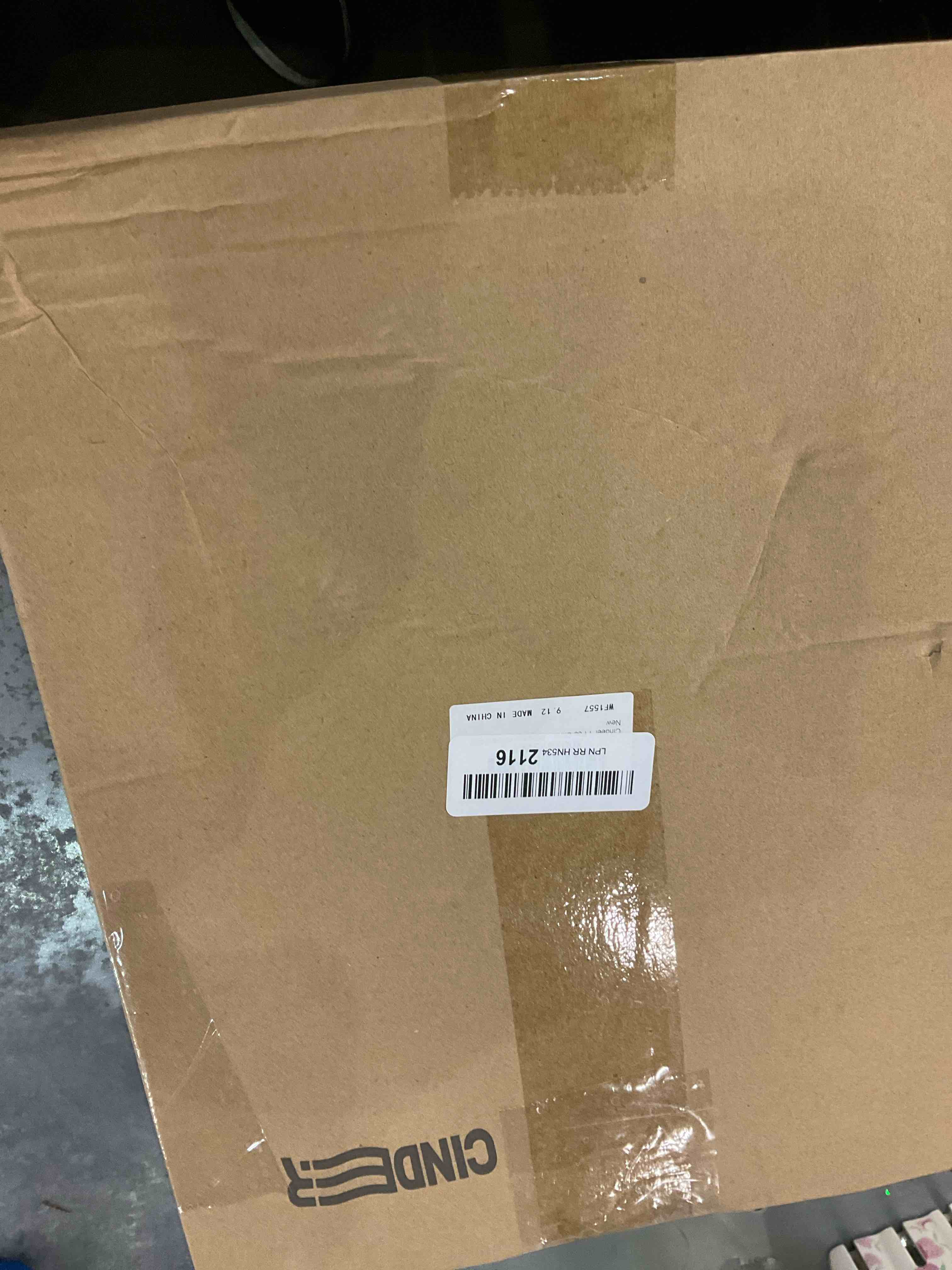 https://s3.amazonaws.com/lotting-images-prod/BargainHunt/EXS00705972_1707396166097.jpeg