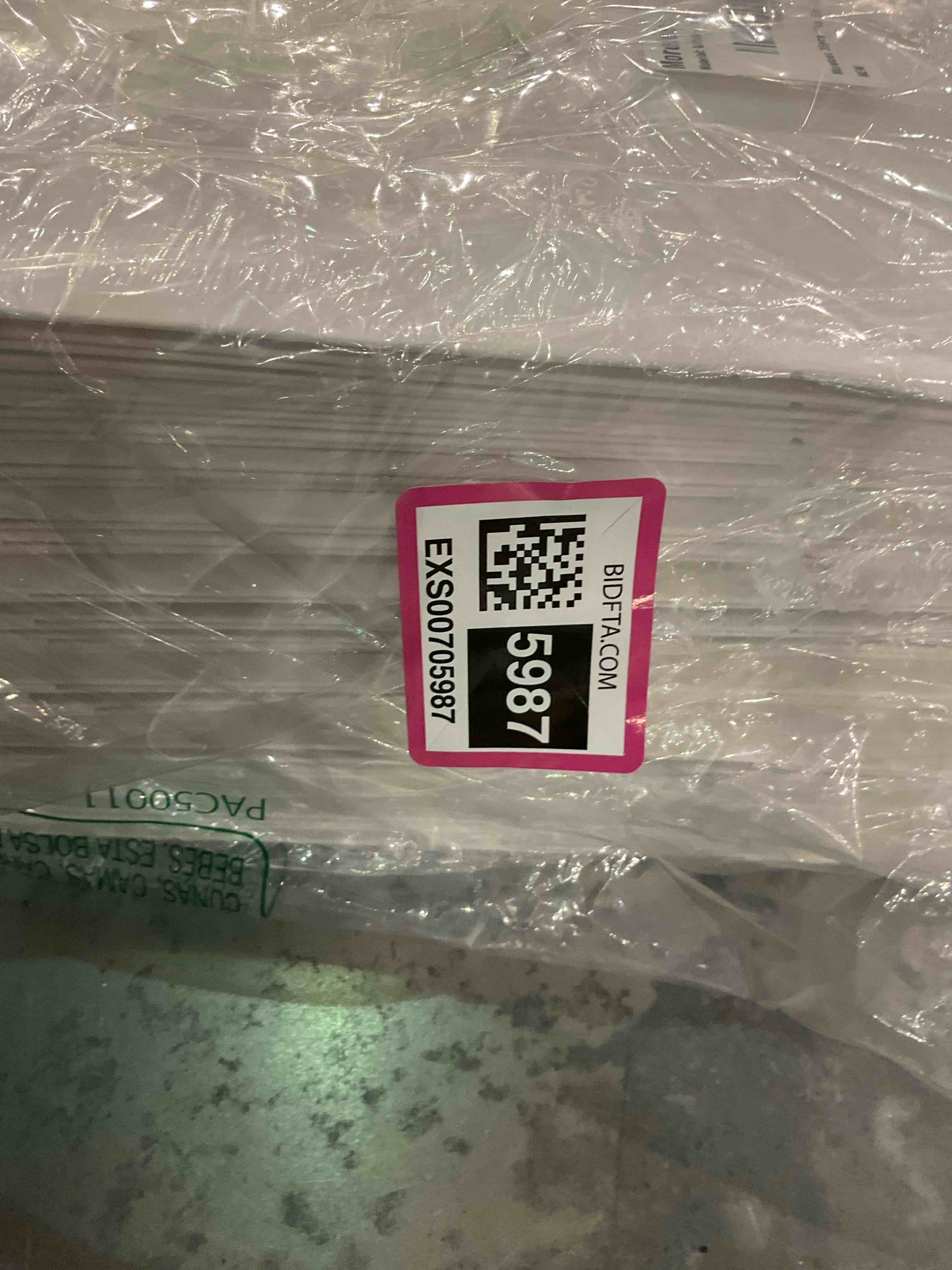 https://s3.amazonaws.com/lotting-images-prod/BargainHunt/EXS00705987_1707400472588.jpeg
