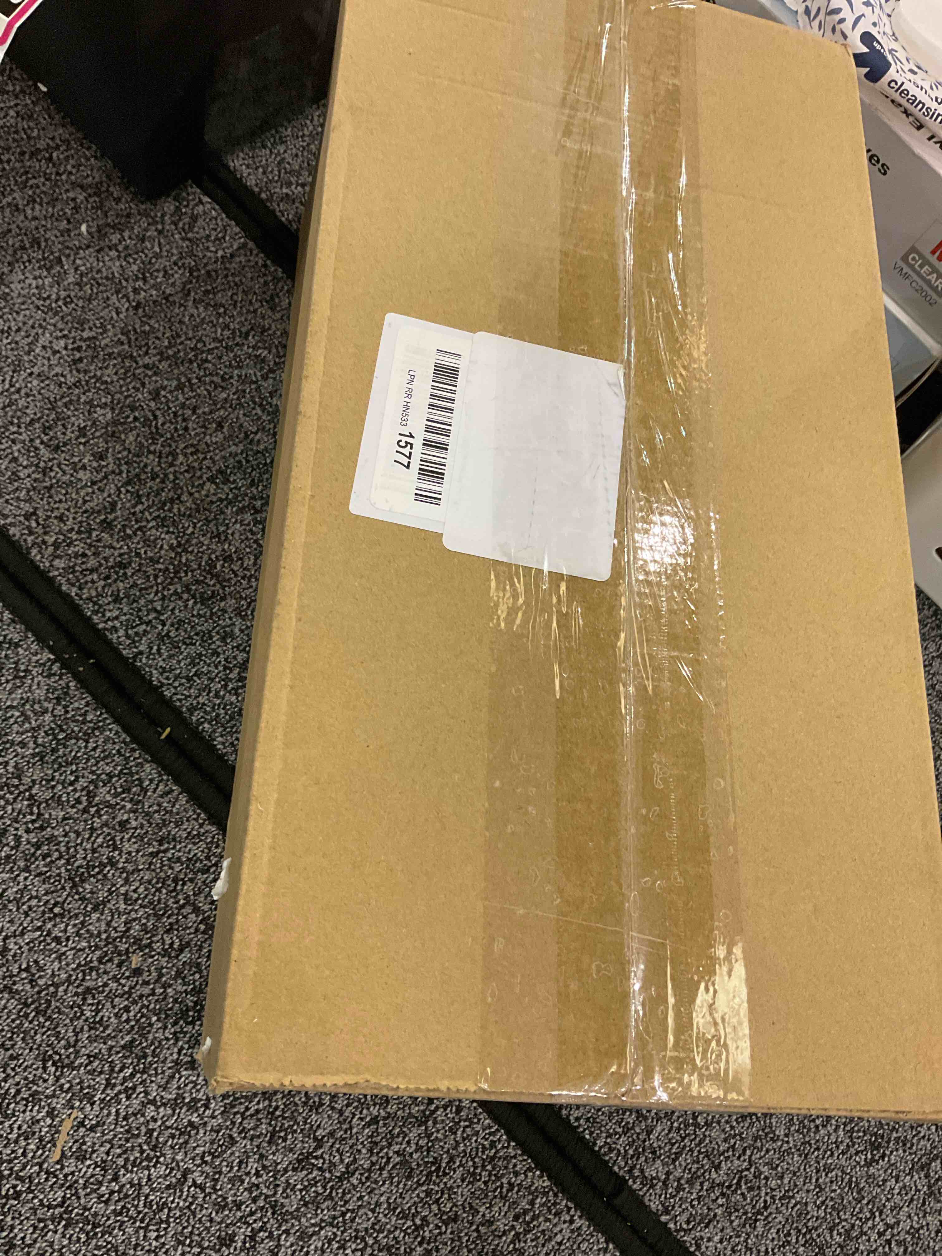 https://s3.amazonaws.com/lotting-images-prod/BargainHunt/EXS00706113_1706552209975.jpeg
