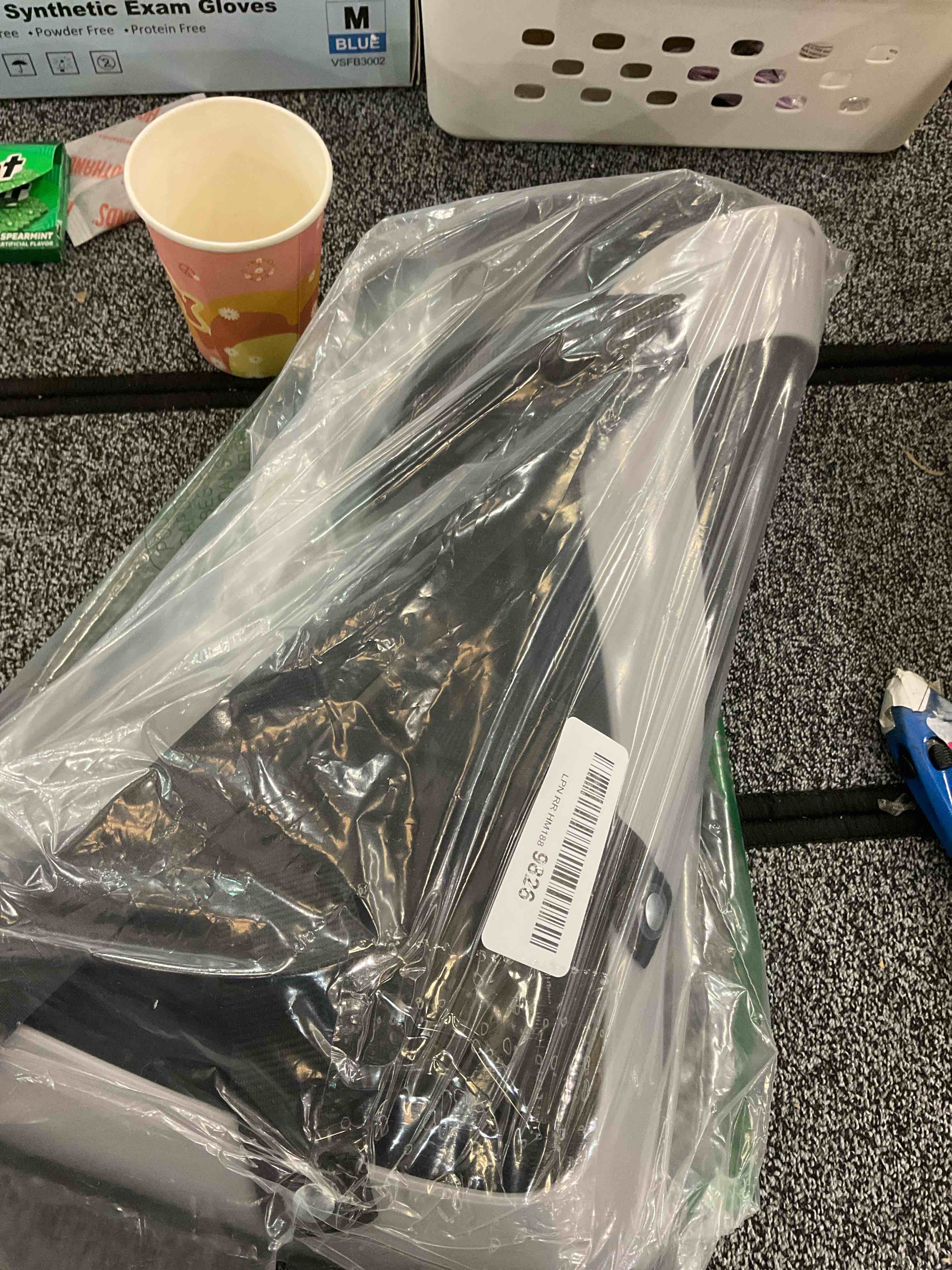 https://s3.amazonaws.com/lotting-images-prod/BargainHunt/EXS00706263_1706640465700.jpeg