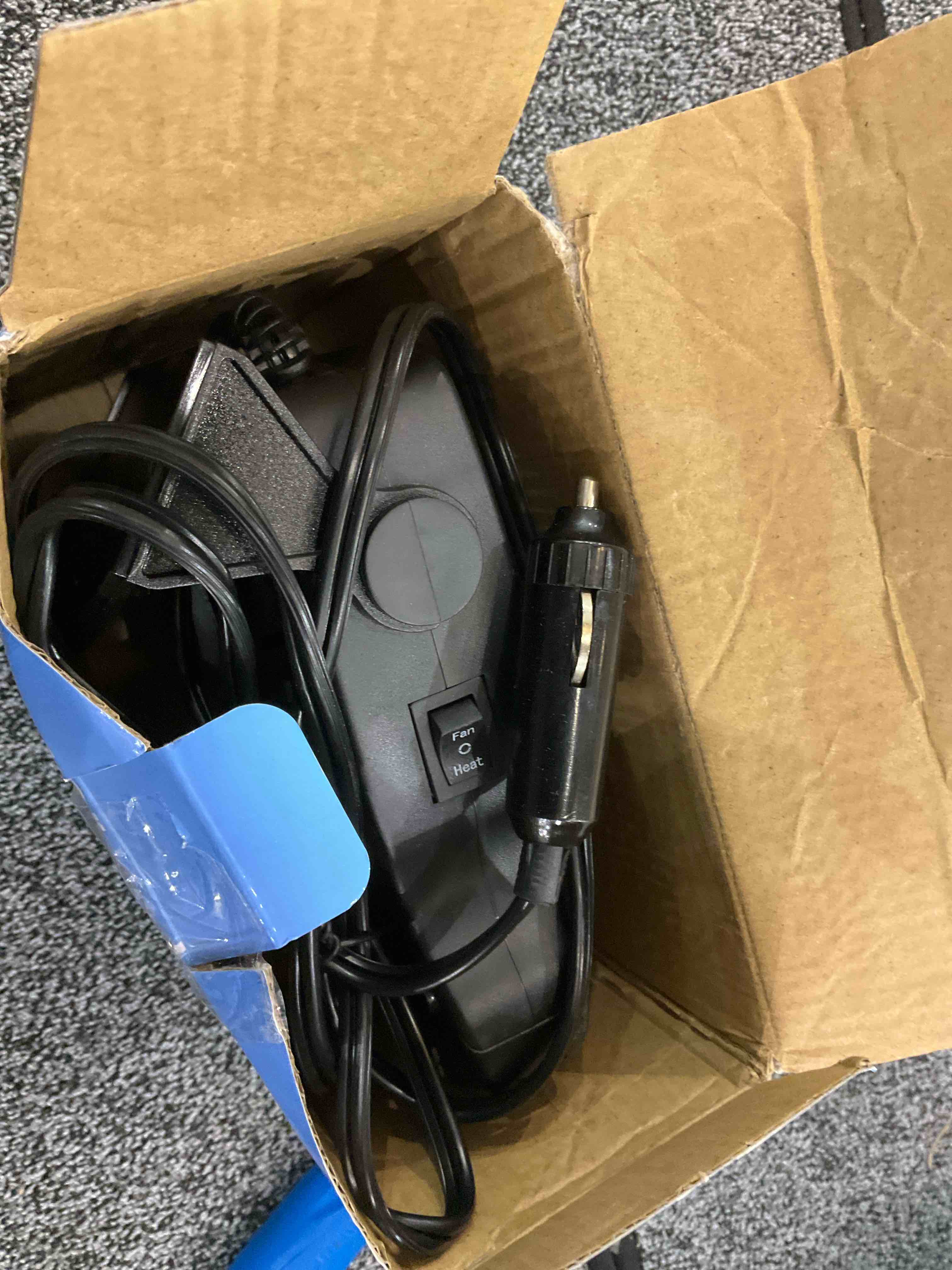 https://s3.amazonaws.com/lotting-images-prod/BargainHunt/EXS00706266_1706640759533.jpeg