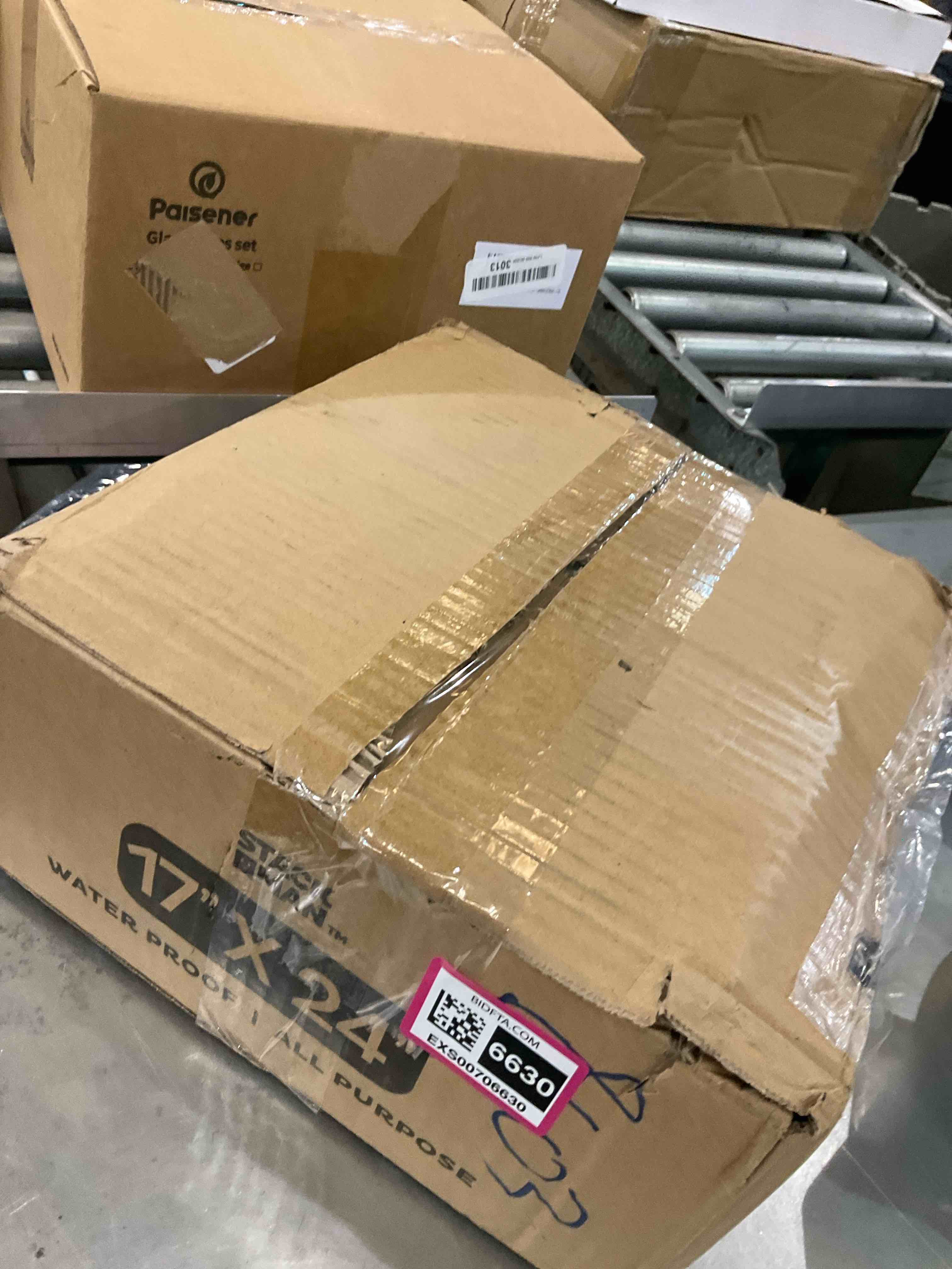 https://s3.amazonaws.com/lotting-images-prod/BargainHunt/EXS00706630_1707324827705.jpeg