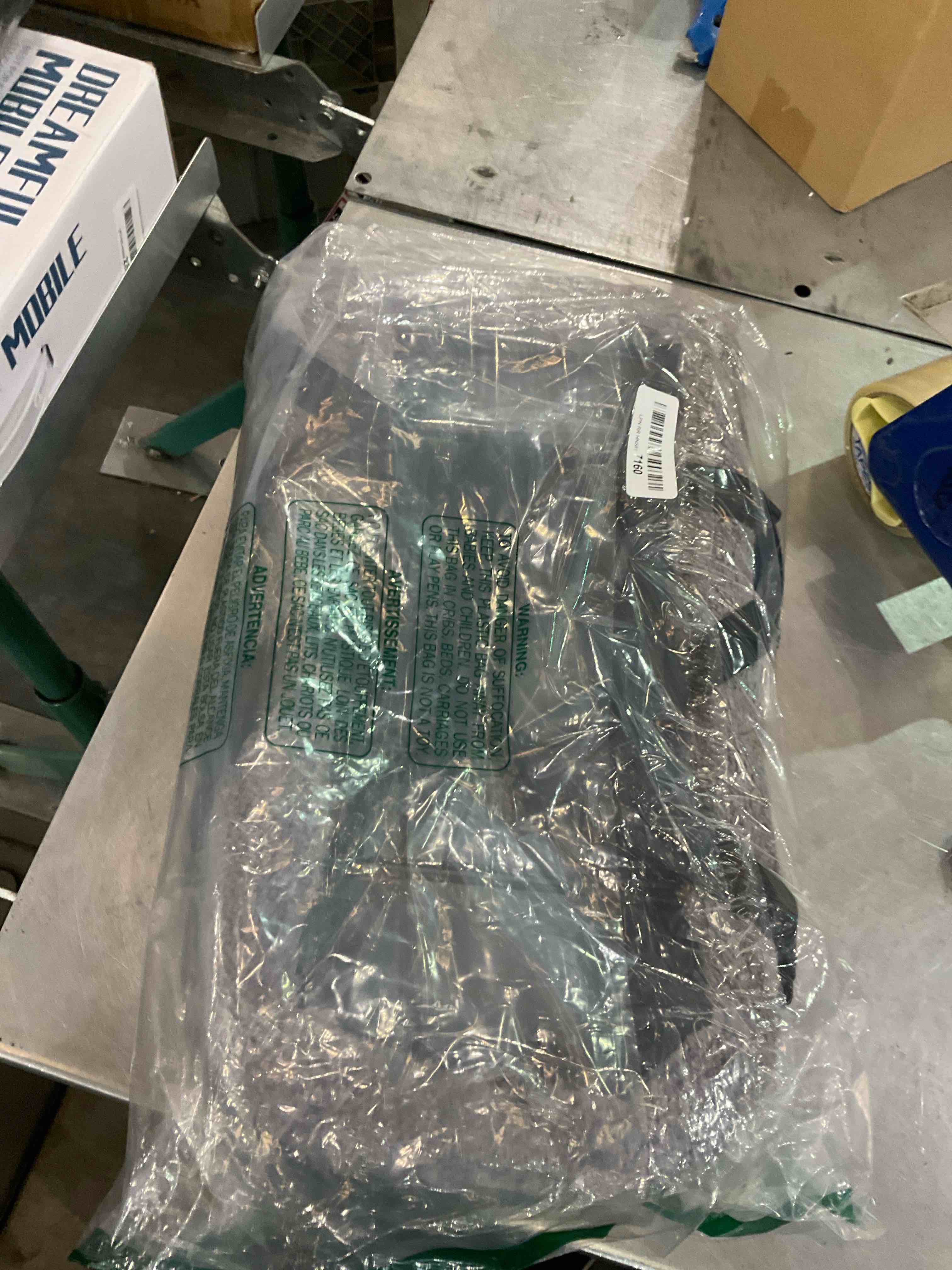 https://s3.amazonaws.com/lotting-images-prod/BargainHunt/EXS00706807_1707420653920.jpeg