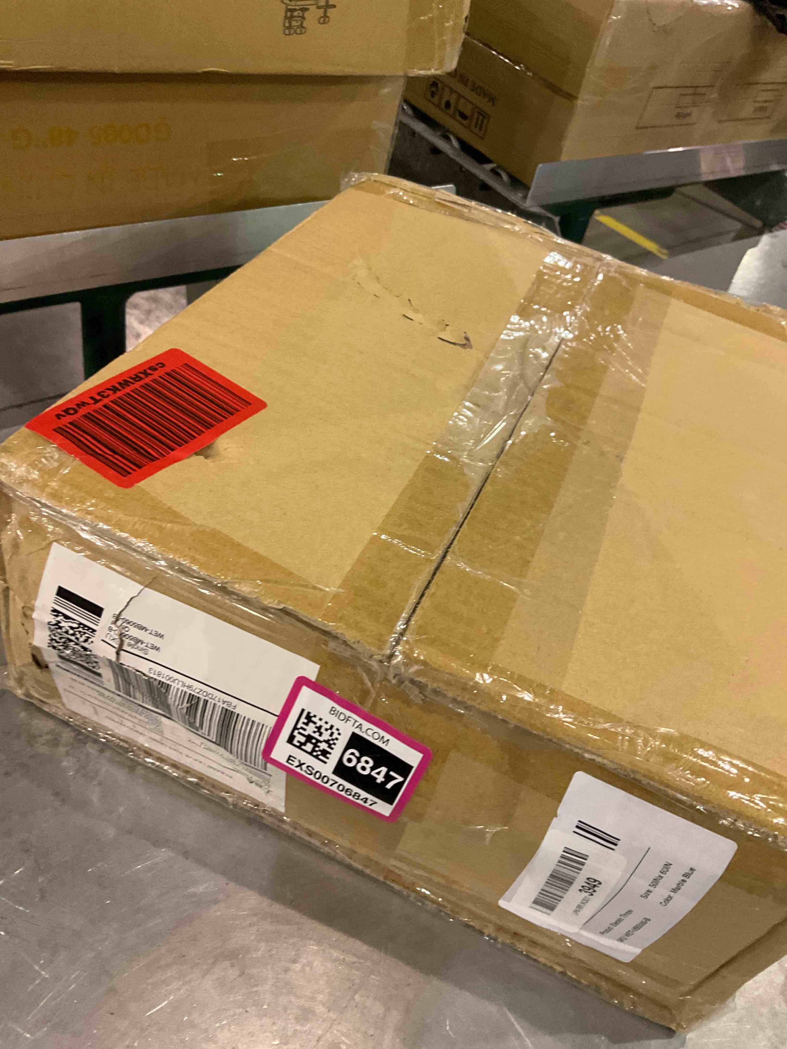 https://s3.amazonaws.com/lotting-images-prod/BargainHunt/EXS00706847_1707482027884.jpeg