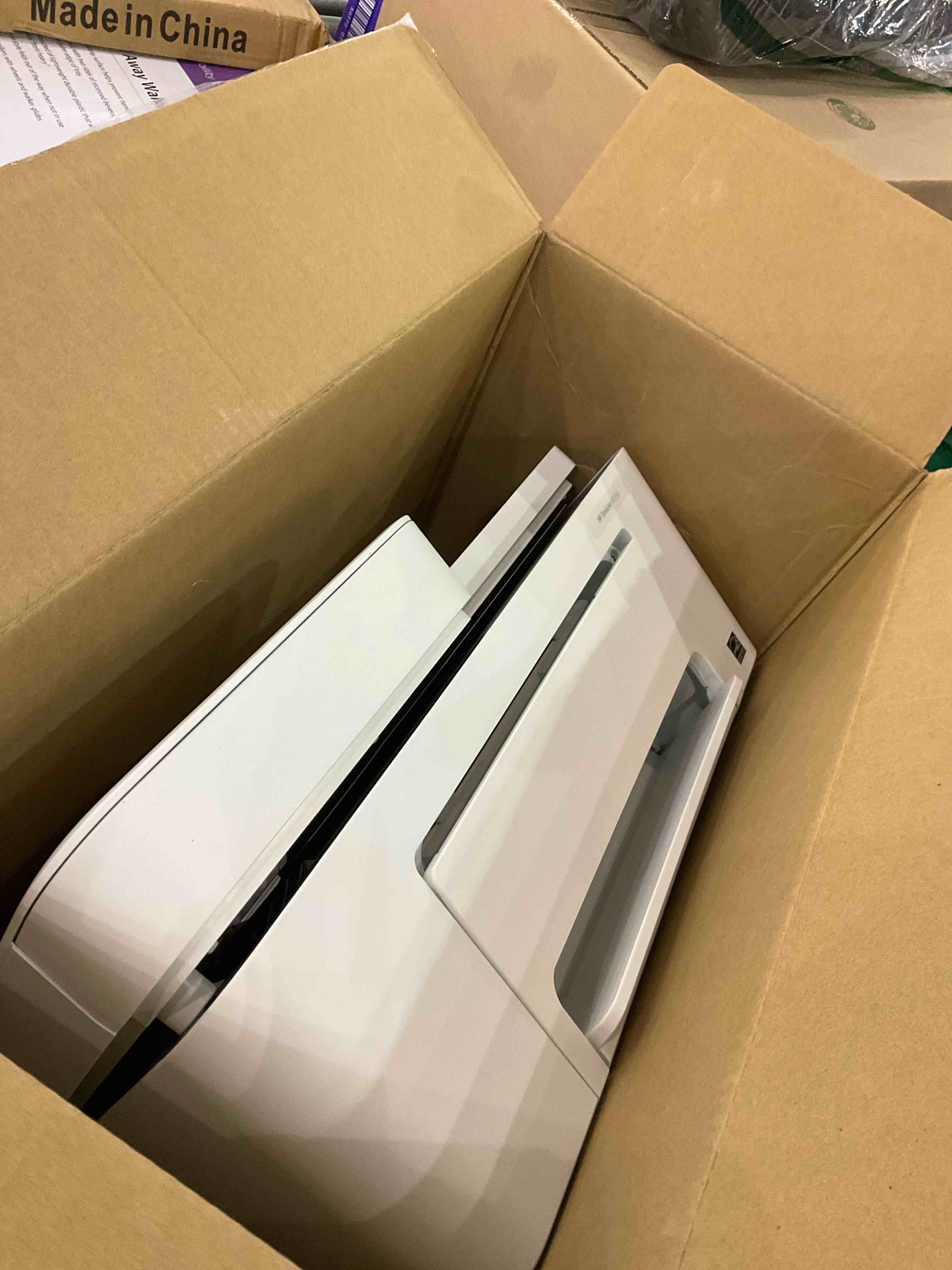 https://s3.amazonaws.com/lotting-images-prod/BargainHunt/EXS00706901_1707489262502.jpeg