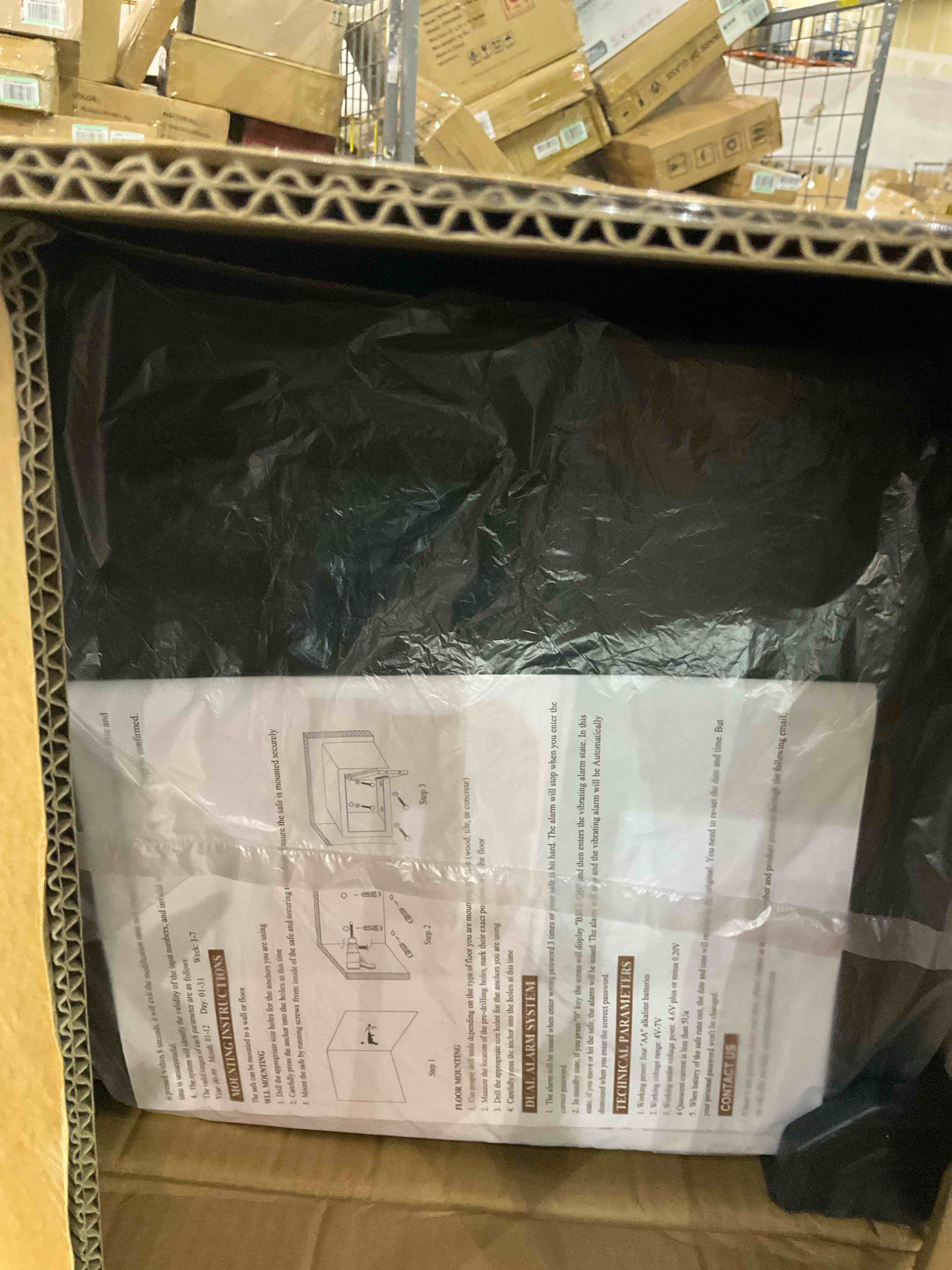 https://s3.amazonaws.com/lotting-images-prod/BargainHunt/EXS00706905_1707489652327.jpeg