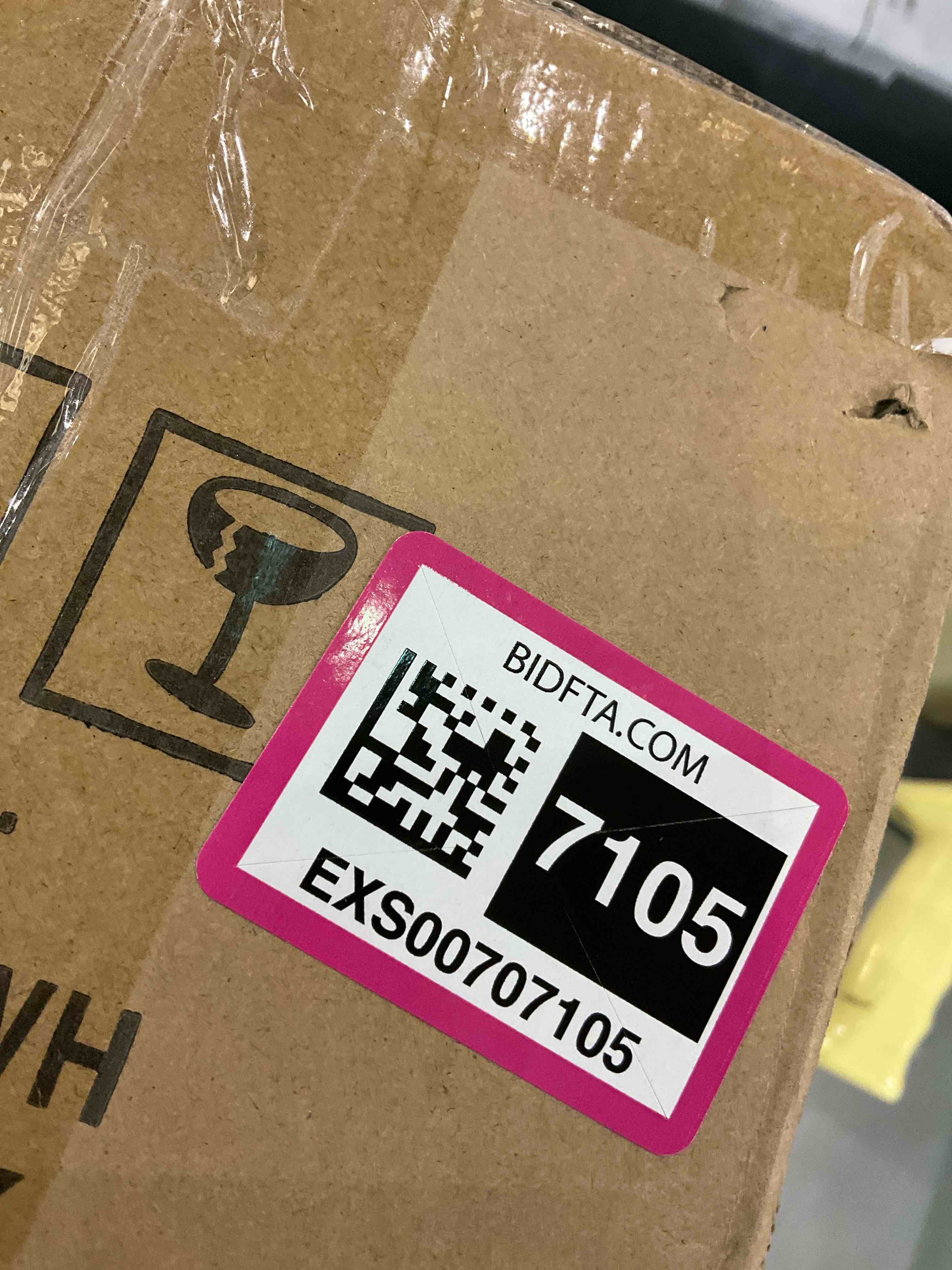 https://s3.amazonaws.com/lotting-images-prod/BargainHunt/EXS00707105_1706552439184.jpeg