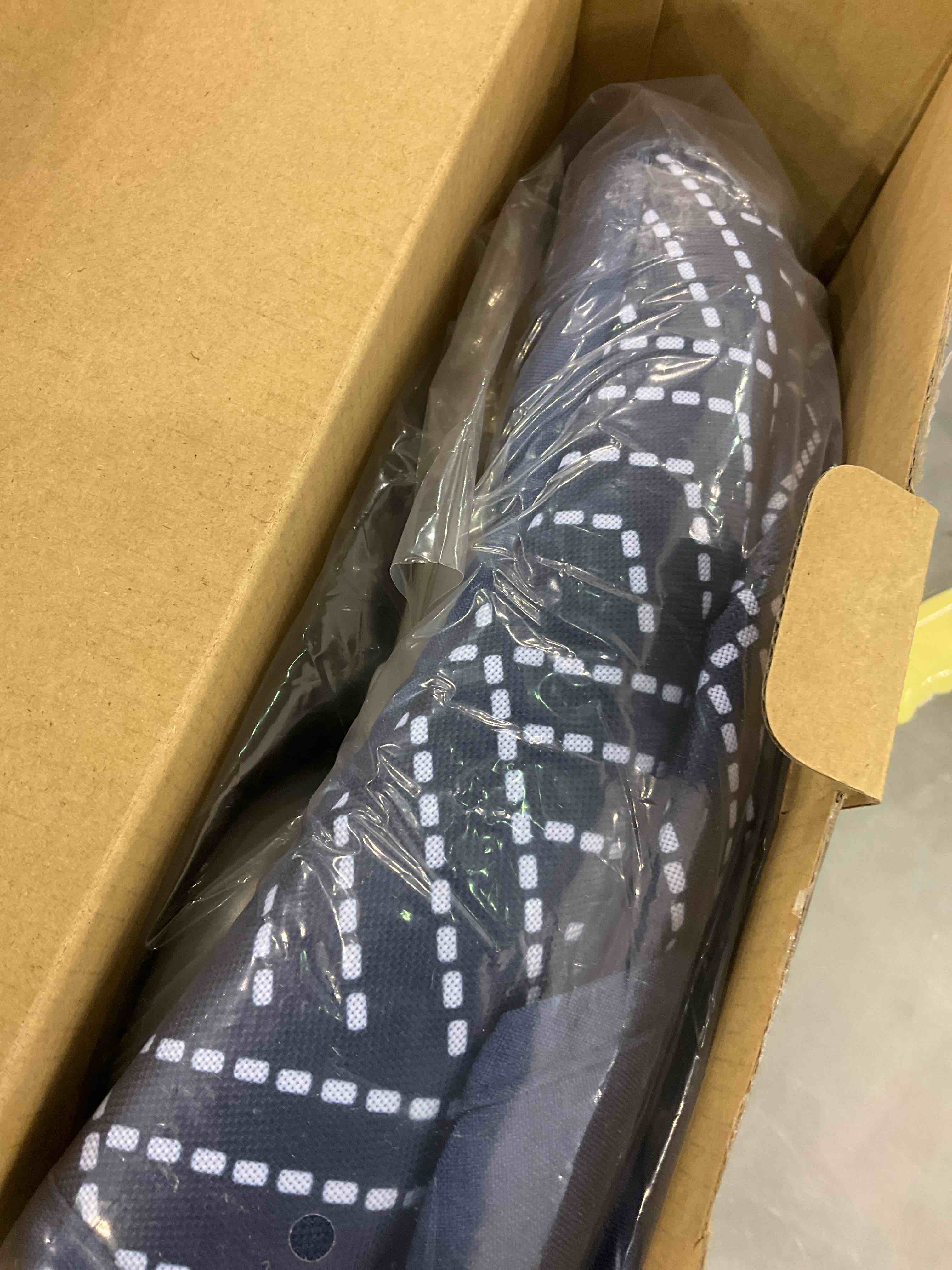 https://s3.amazonaws.com/lotting-images-prod/BargainHunt/EXS00707420_1706790549338.jpeg