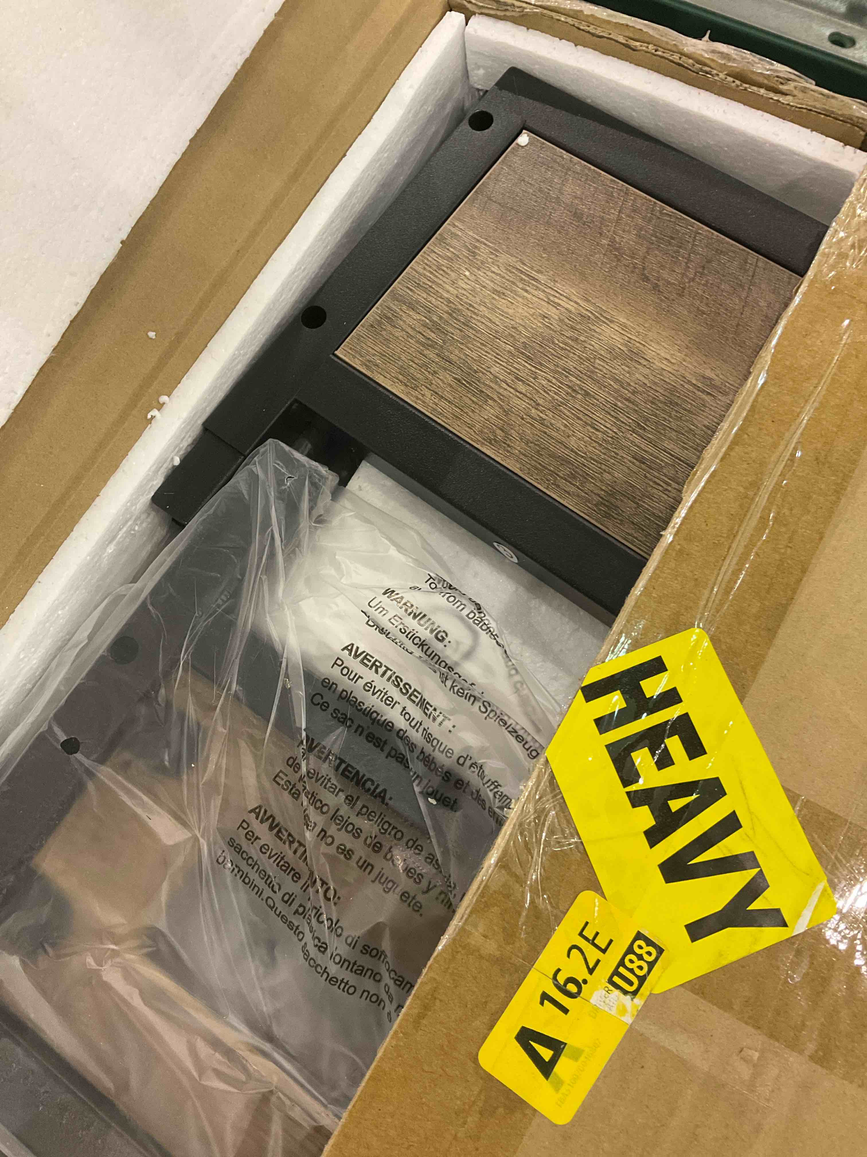 https://s3.amazonaws.com/lotting-images-prod/BargainHunt/EXS00707424_1706790284597.jpeg