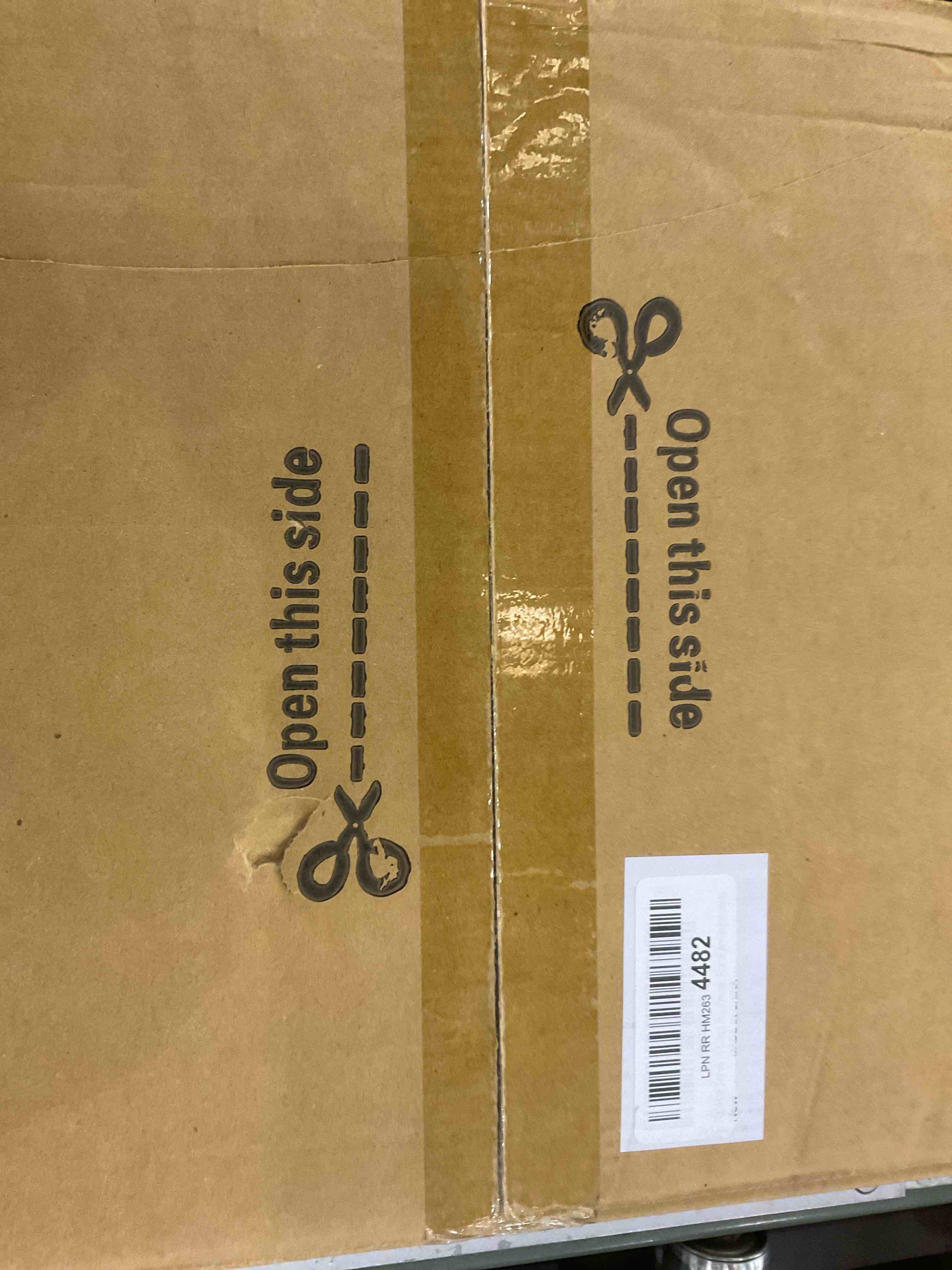https://s3.amazonaws.com/lotting-images-prod/BargainHunt/EXS00707805_1707834893545.jpeg