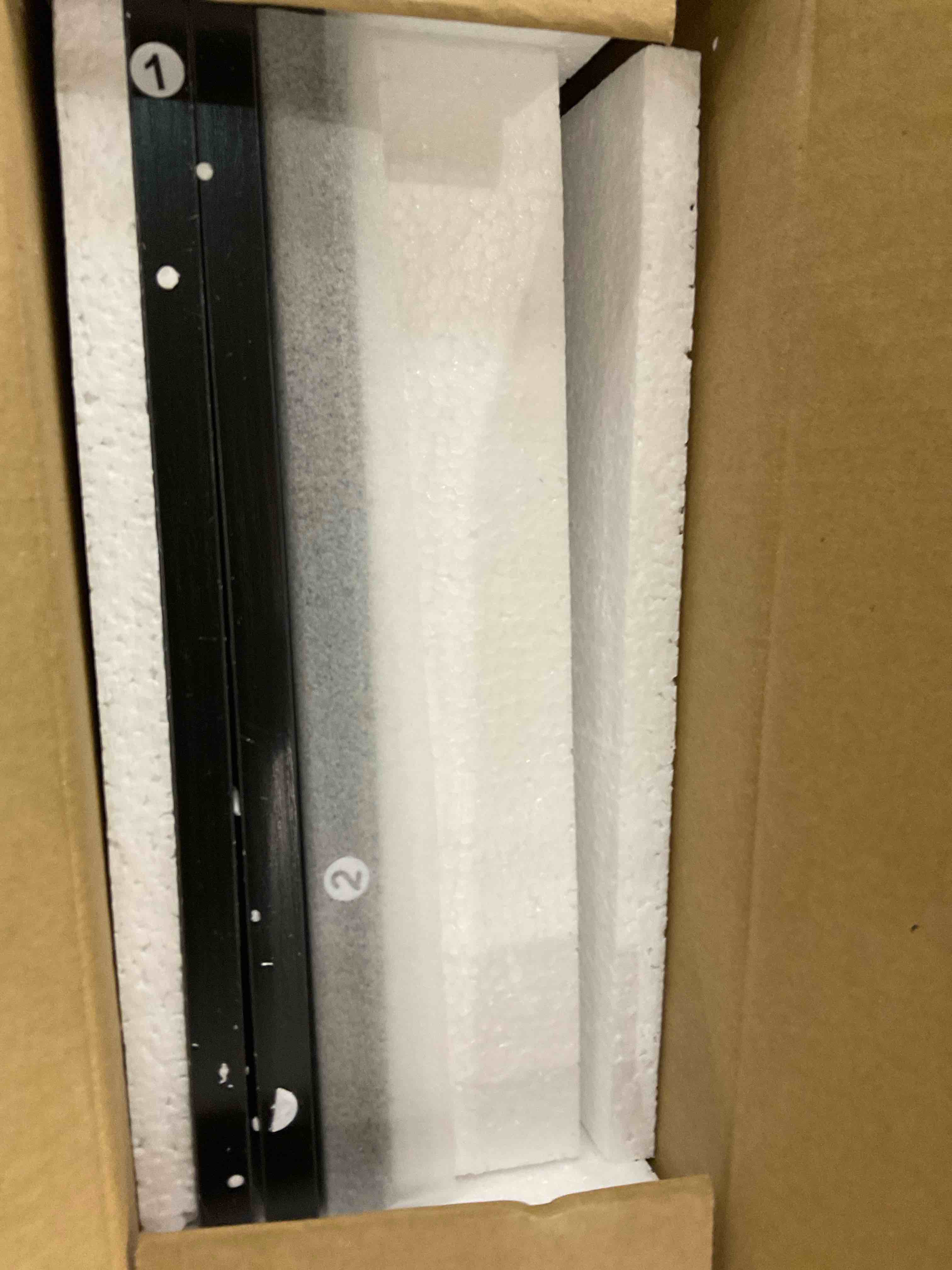 https://s3.amazonaws.com/lotting-images-prod/BargainHunt/EXS00707940_1707921809433.jpeg