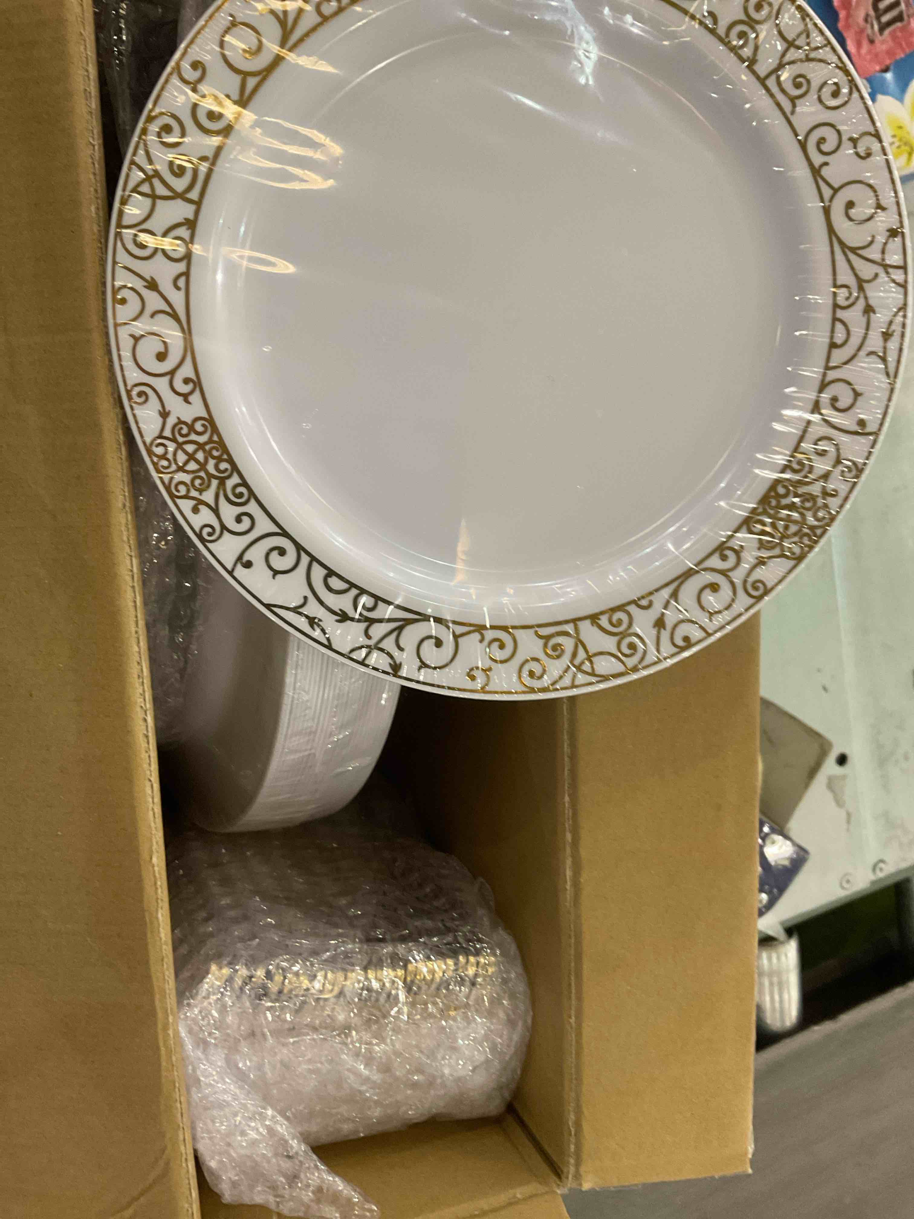 https://s3.amazonaws.com/lotting-images-prod/BargainHunt/EXS00707968_1707927444564.jpeg