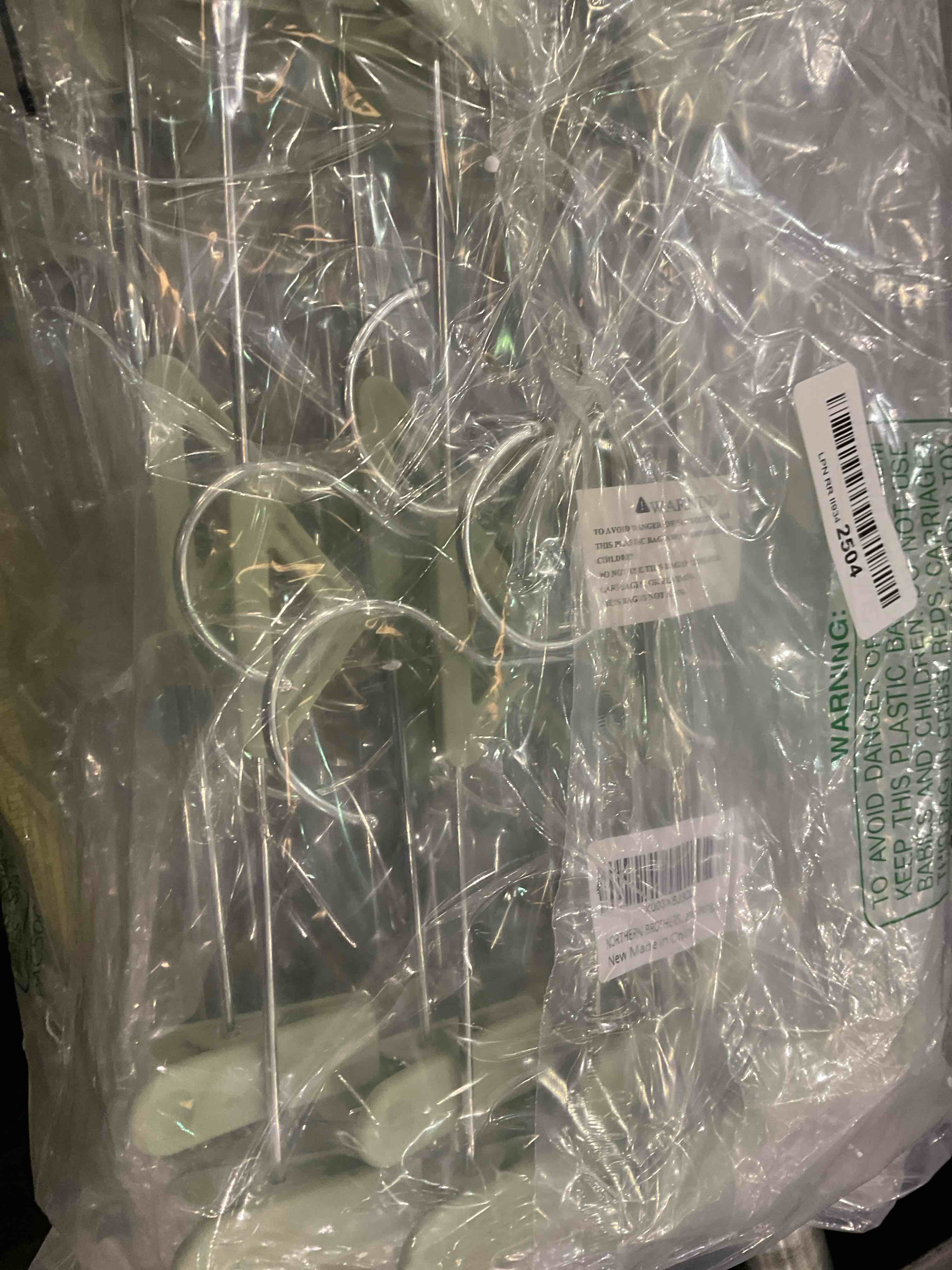 https://s3.amazonaws.com/lotting-images-prod/BargainHunt/EXS00707975_1707928231233.jpeg