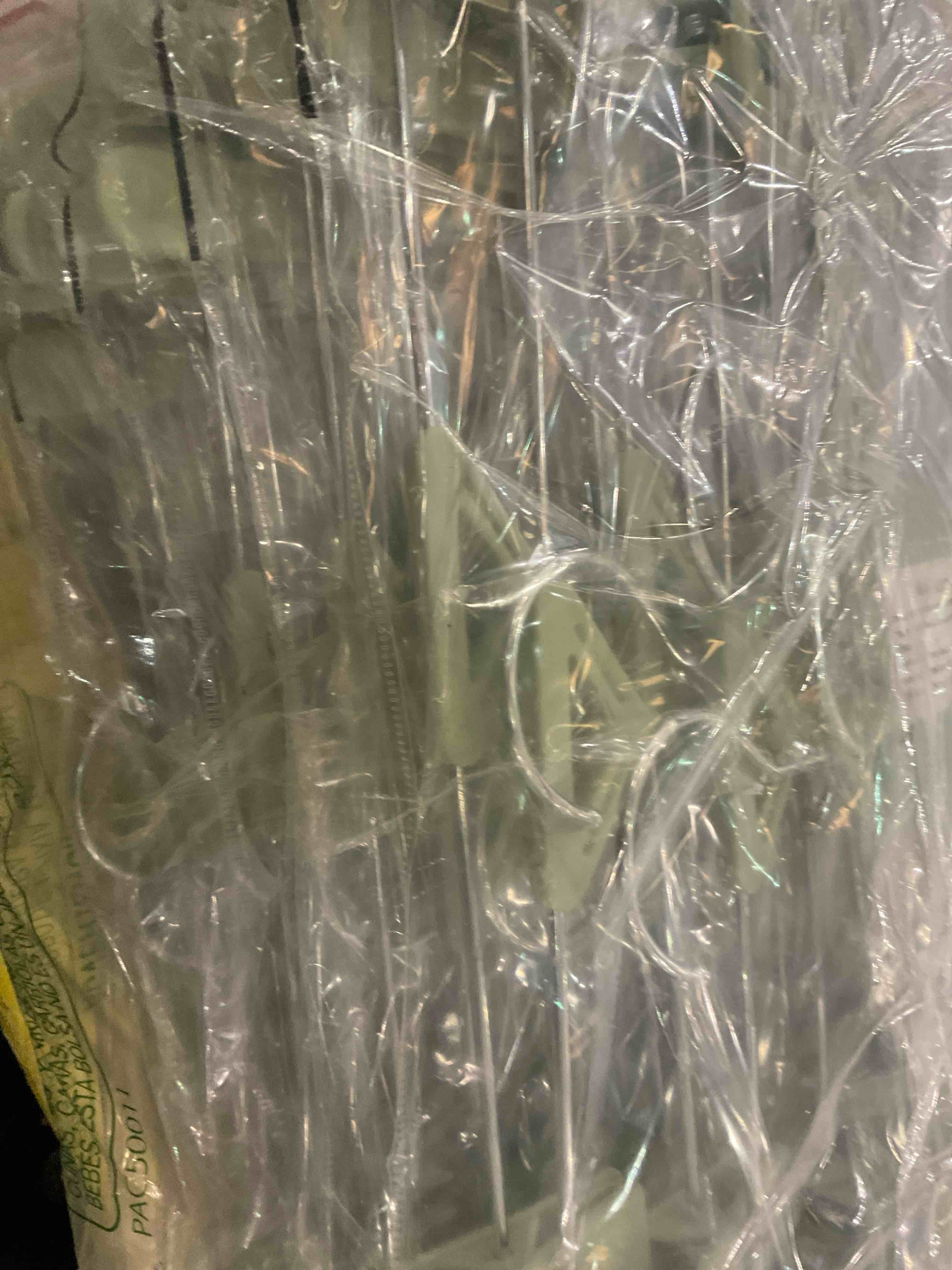 https://s3.amazonaws.com/lotting-images-prod/BargainHunt/EXS00707975_1707928233363.jpeg