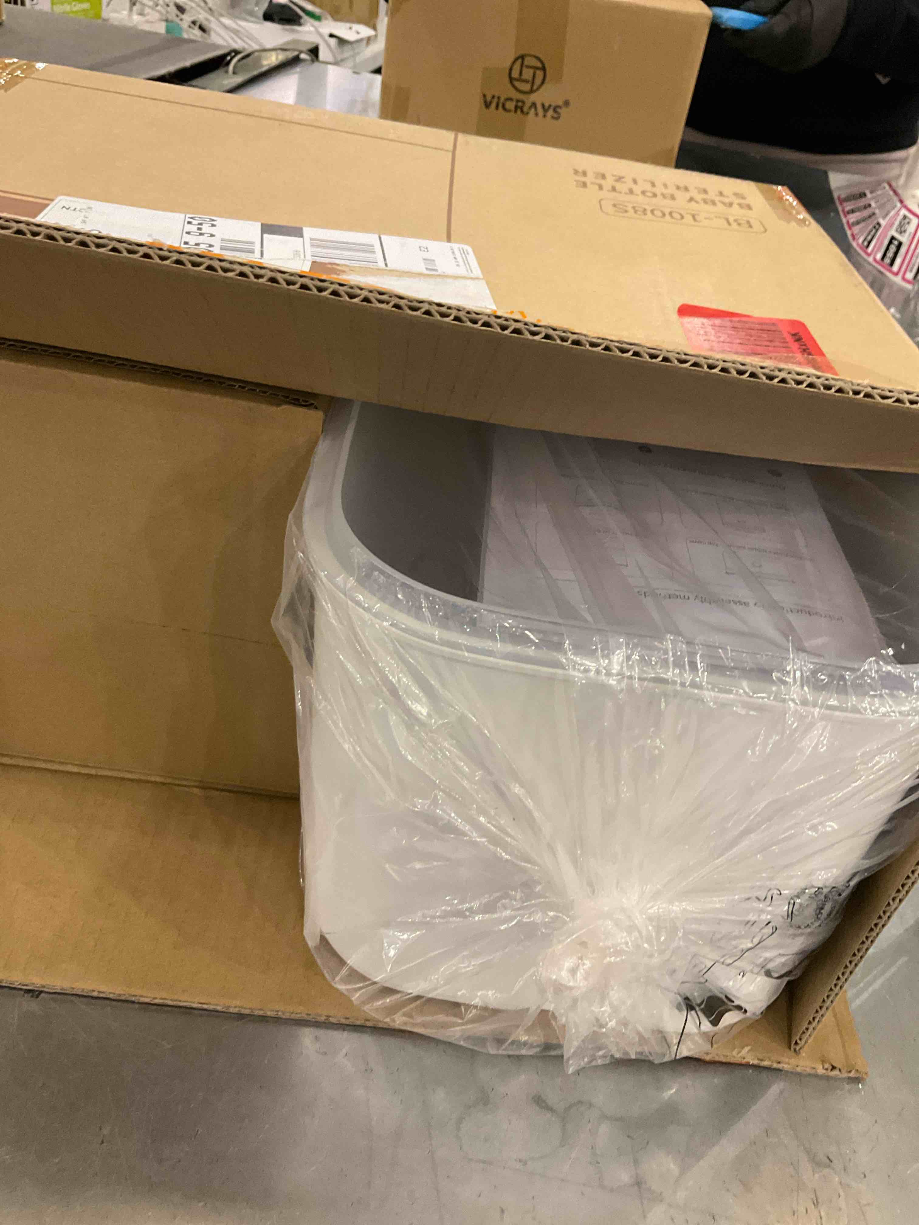 https://s3.amazonaws.com/lotting-images-prod/BargainHunt/EXS00708868_1707147876467.jpeg