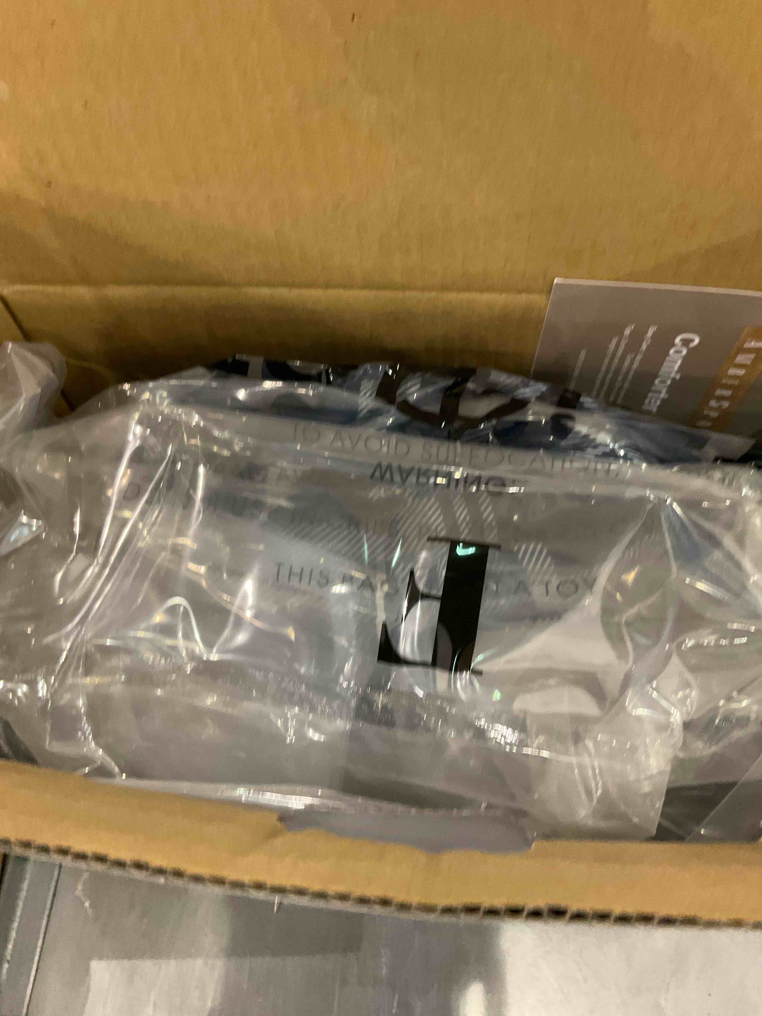 https://s3.amazonaws.com/lotting-images-prod/BargainHunt/EXS00709121_1707398165535.jpeg