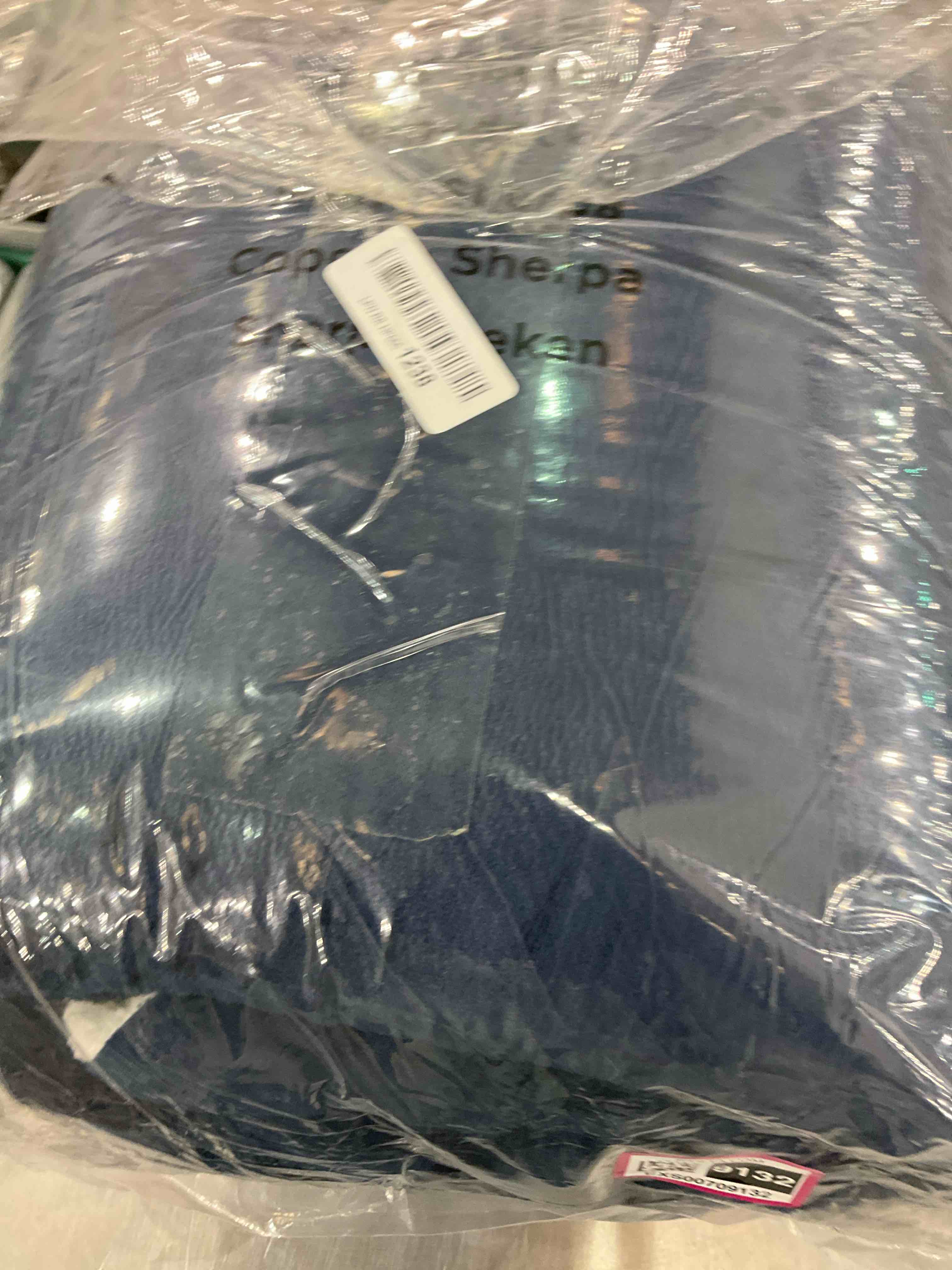 https://s3.amazonaws.com/lotting-images-prod/BargainHunt/EXS00709132_1707404783043.jpeg