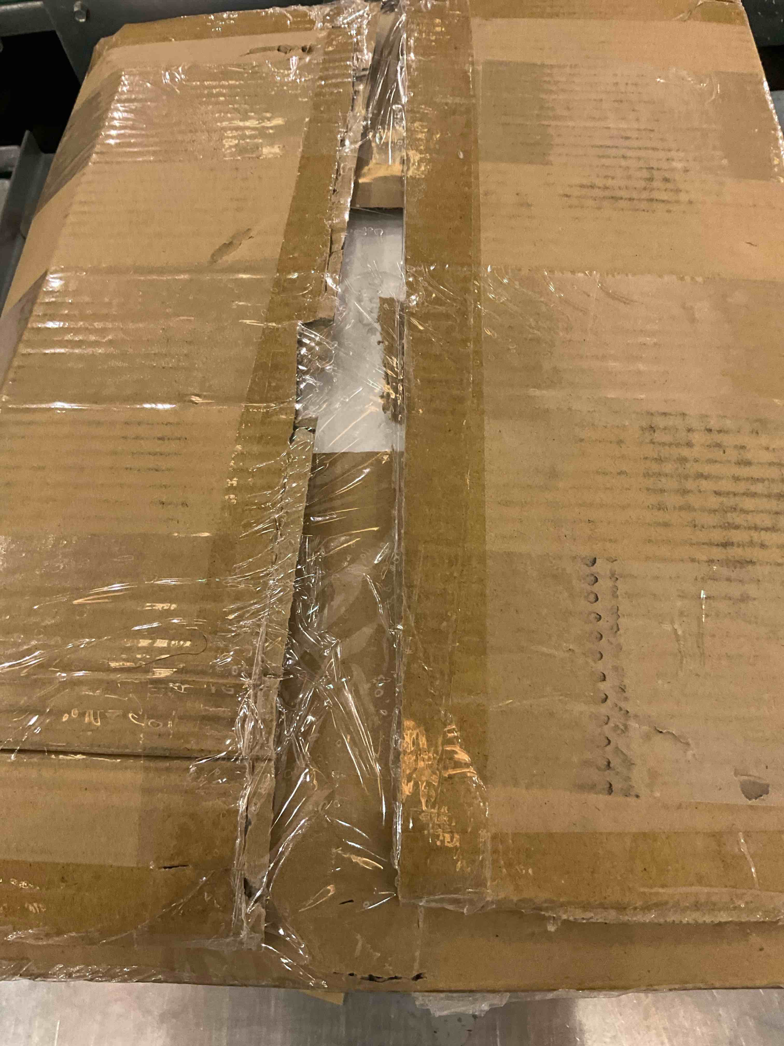 https://s3.amazonaws.com/lotting-images-prod/BargainHunt/EXS00709216_1707422310459.jpeg