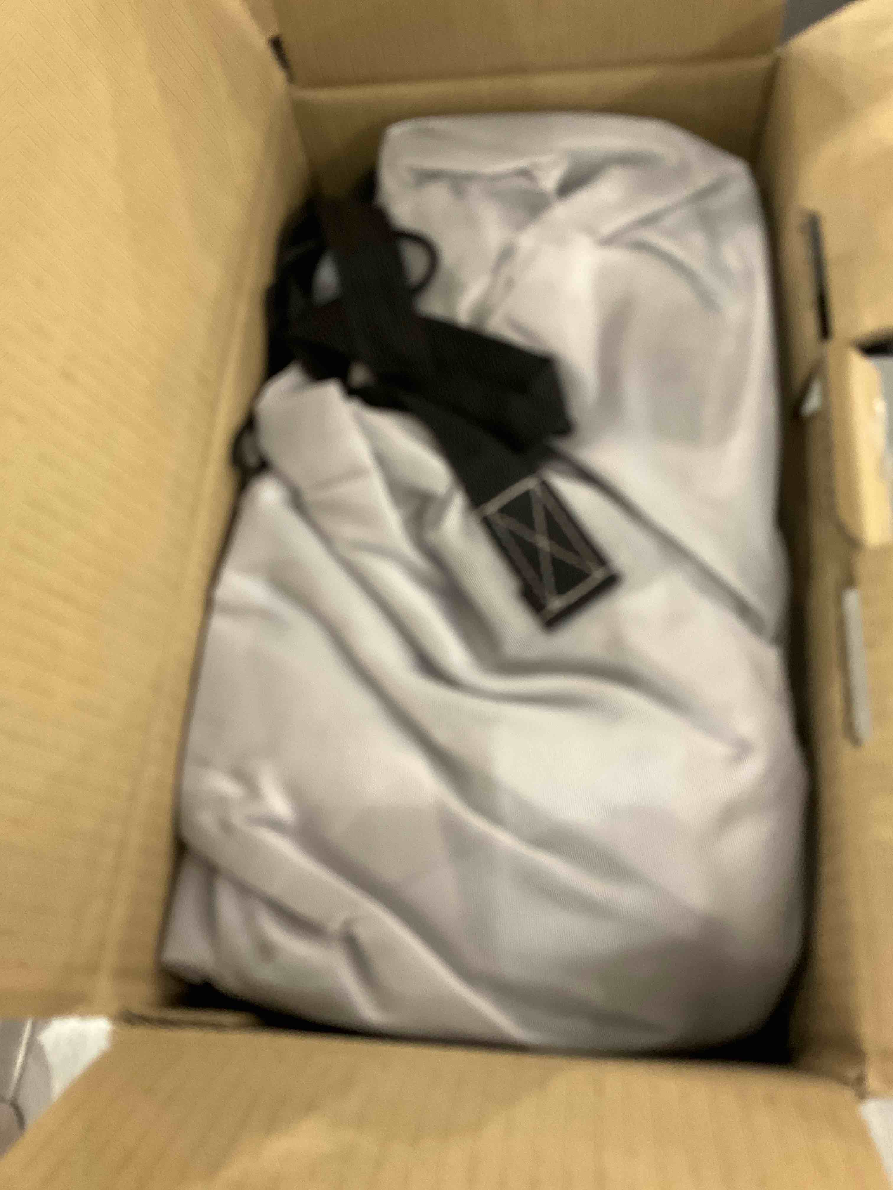 https://s3.amazonaws.com/lotting-images-prod/BargainHunt/EXS00709252_1707480954900.jpeg