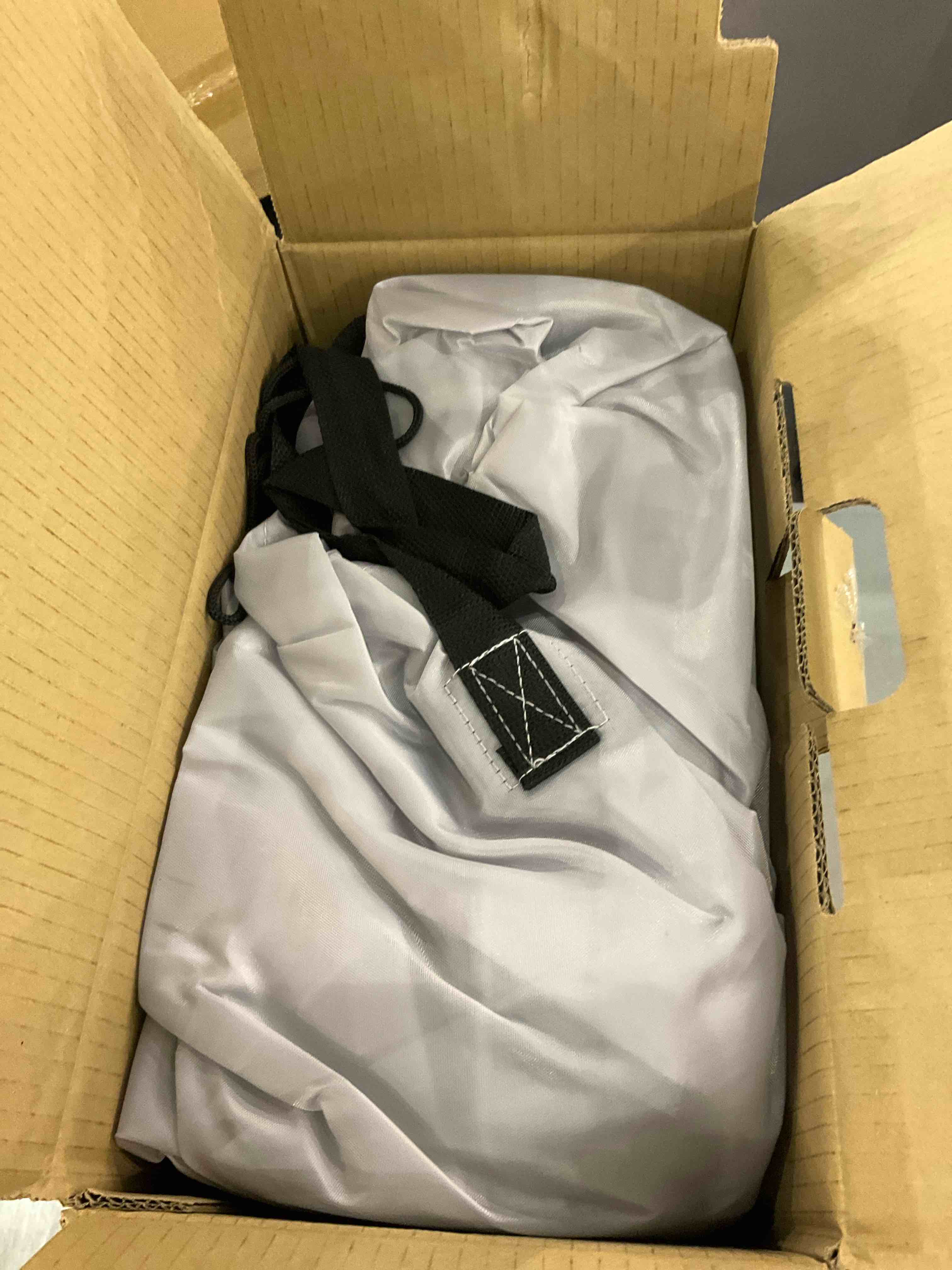 https://s3.amazonaws.com/lotting-images-prod/BargainHunt/EXS00709252_1707480956032.jpeg