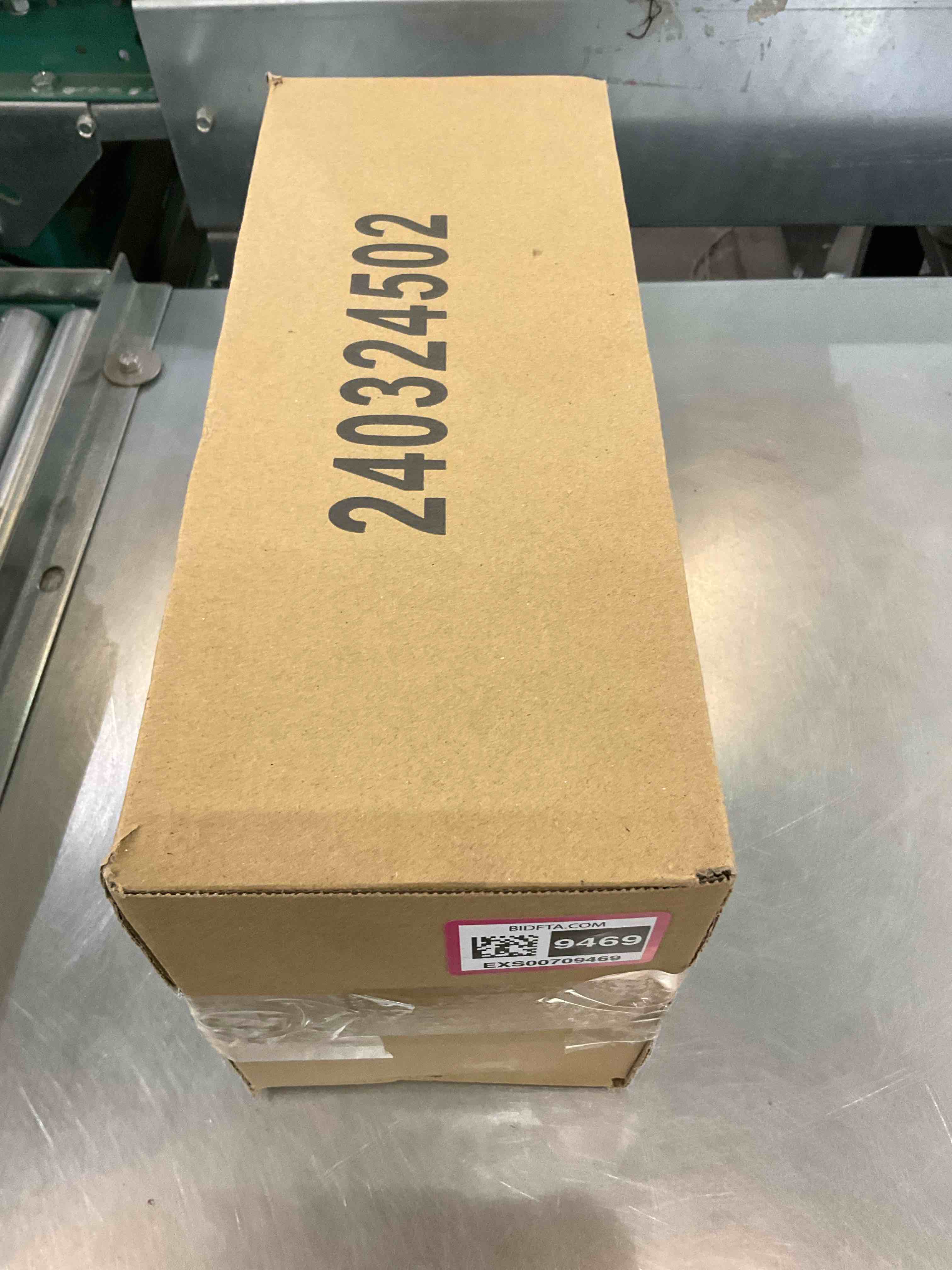 https://s3.amazonaws.com/lotting-images-prod/BargainHunt/EXS00709469_1707853454489.jpeg