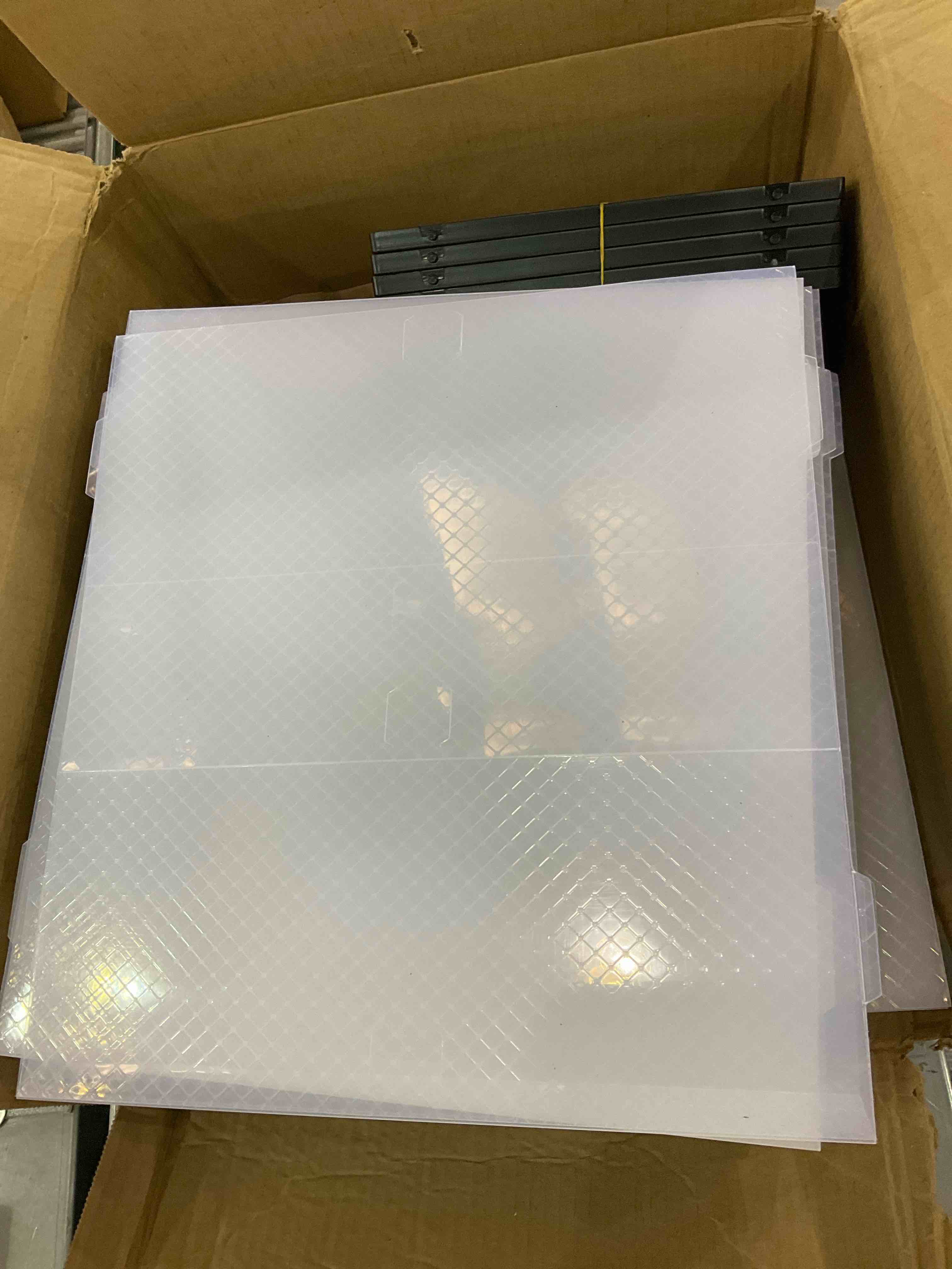 https://s3.amazonaws.com/lotting-images-prod/BargainHunt/EXS00709667_1707144693945.jpeg
