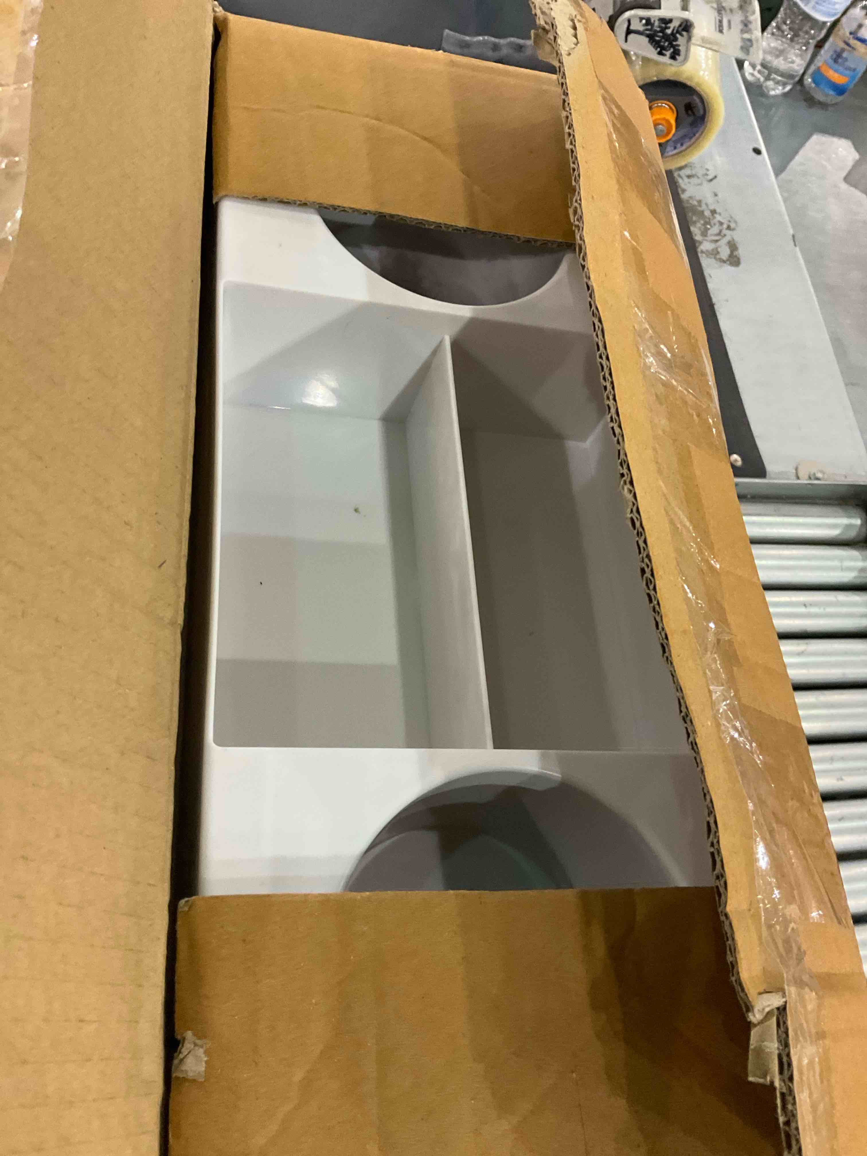 https://s3.amazonaws.com/lotting-images-prod/BargainHunt/EXS00709774_1707223445999.jpeg