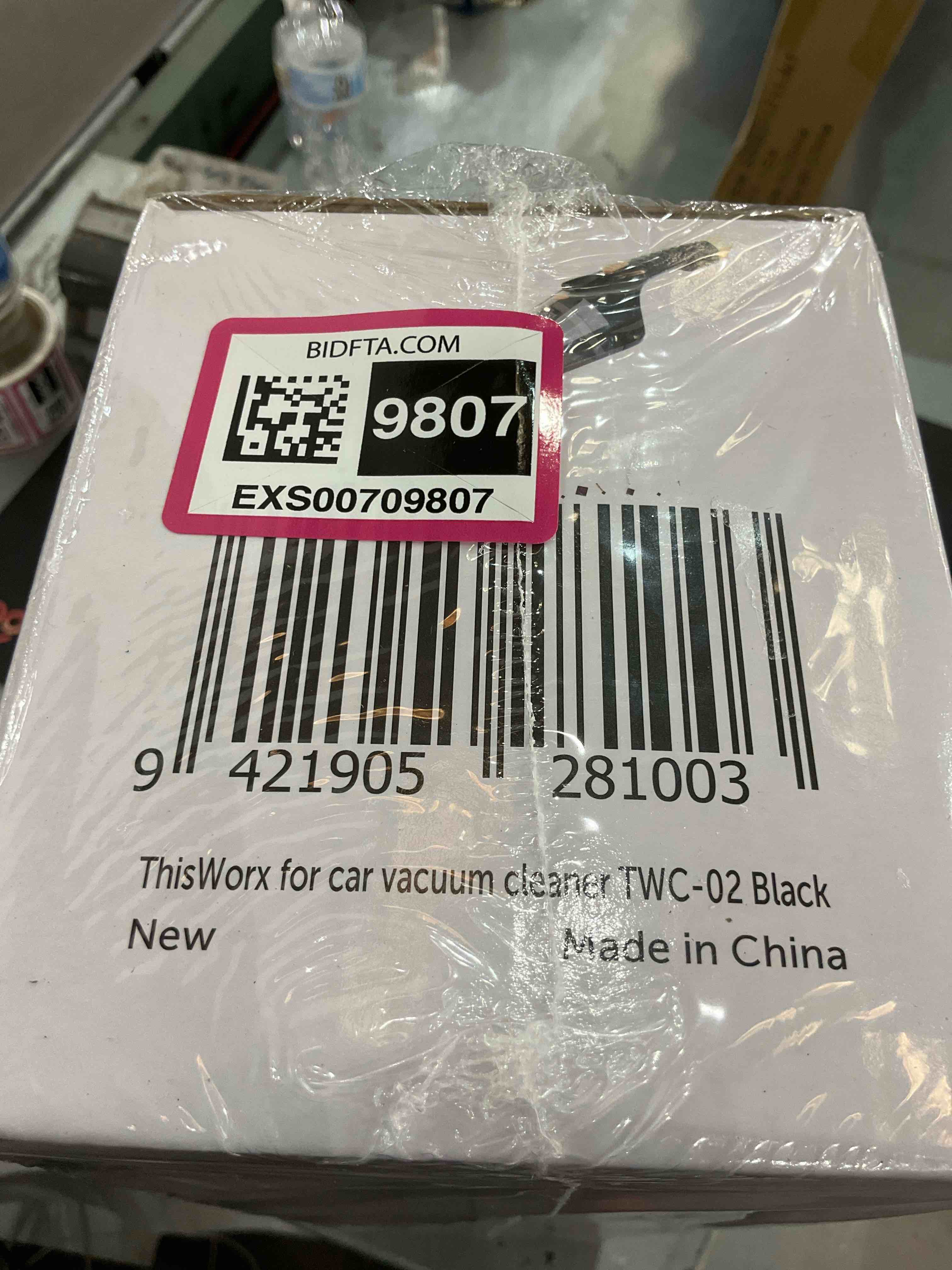 https://s3.amazonaws.com/lotting-images-prod/BargainHunt/EXS00709807_1707235873972.jpeg