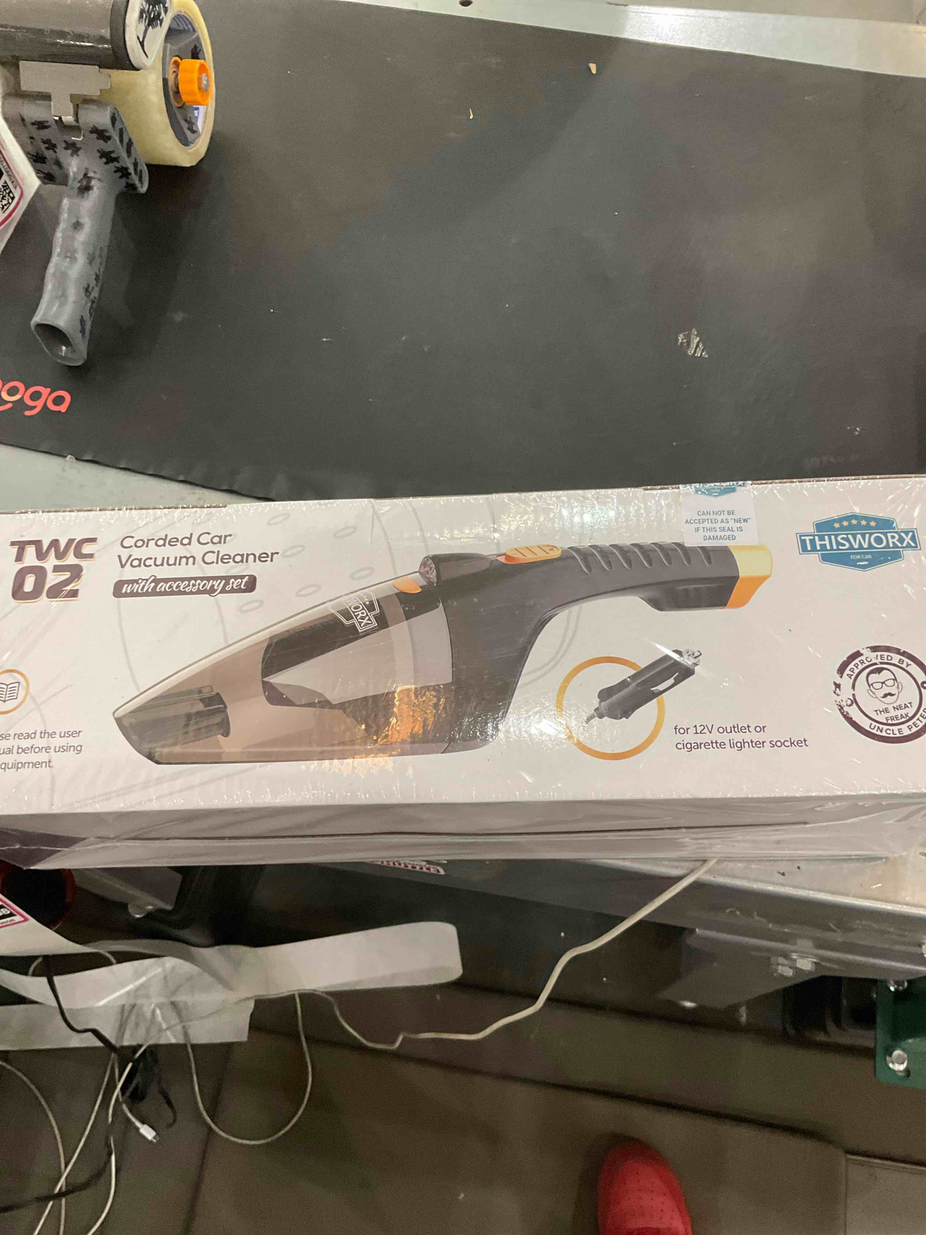https://s3.amazonaws.com/lotting-images-prod/BargainHunt/EXS00709807_1707235889823.jpeg